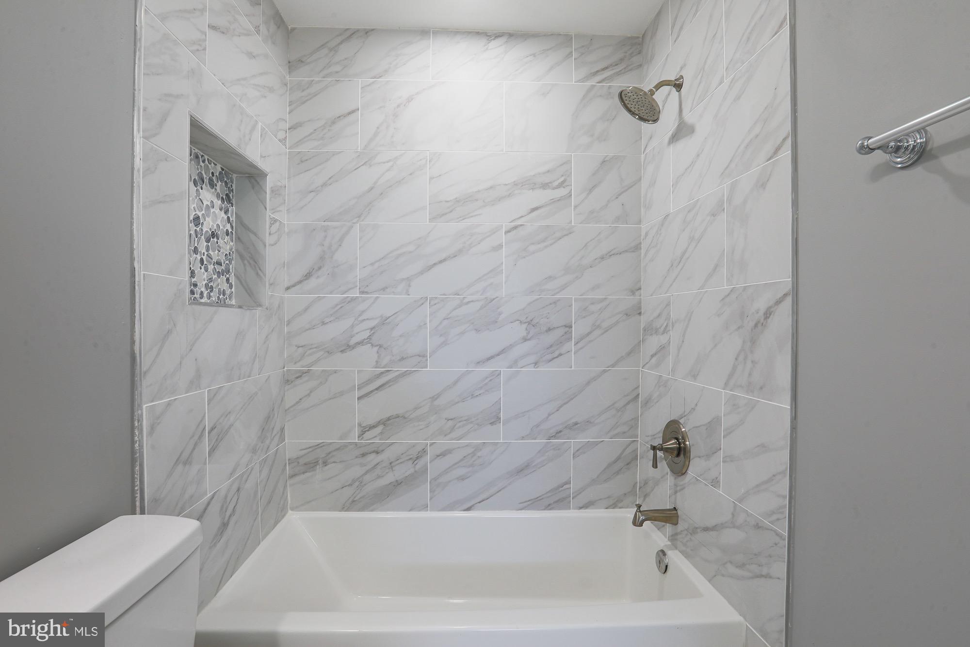 GARRISON - Residential