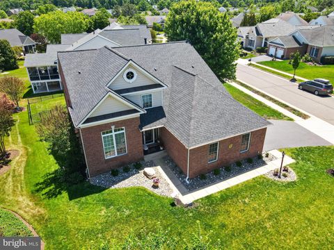 Photo of 5217 Addlerfield Way, HAYMARKET, VA 20169 (MLS # VAPW2119942)