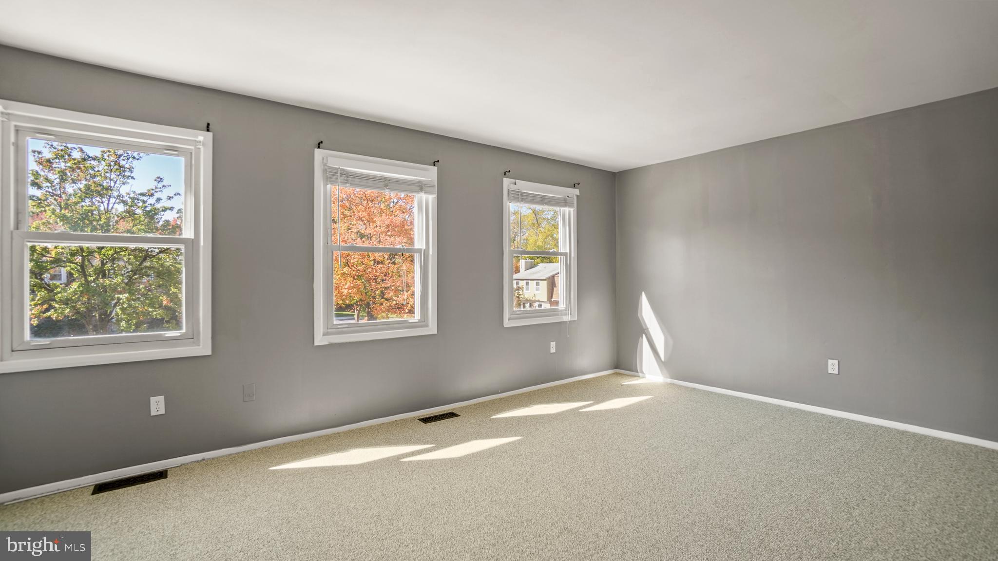 BAY HILLS - Residential Lease