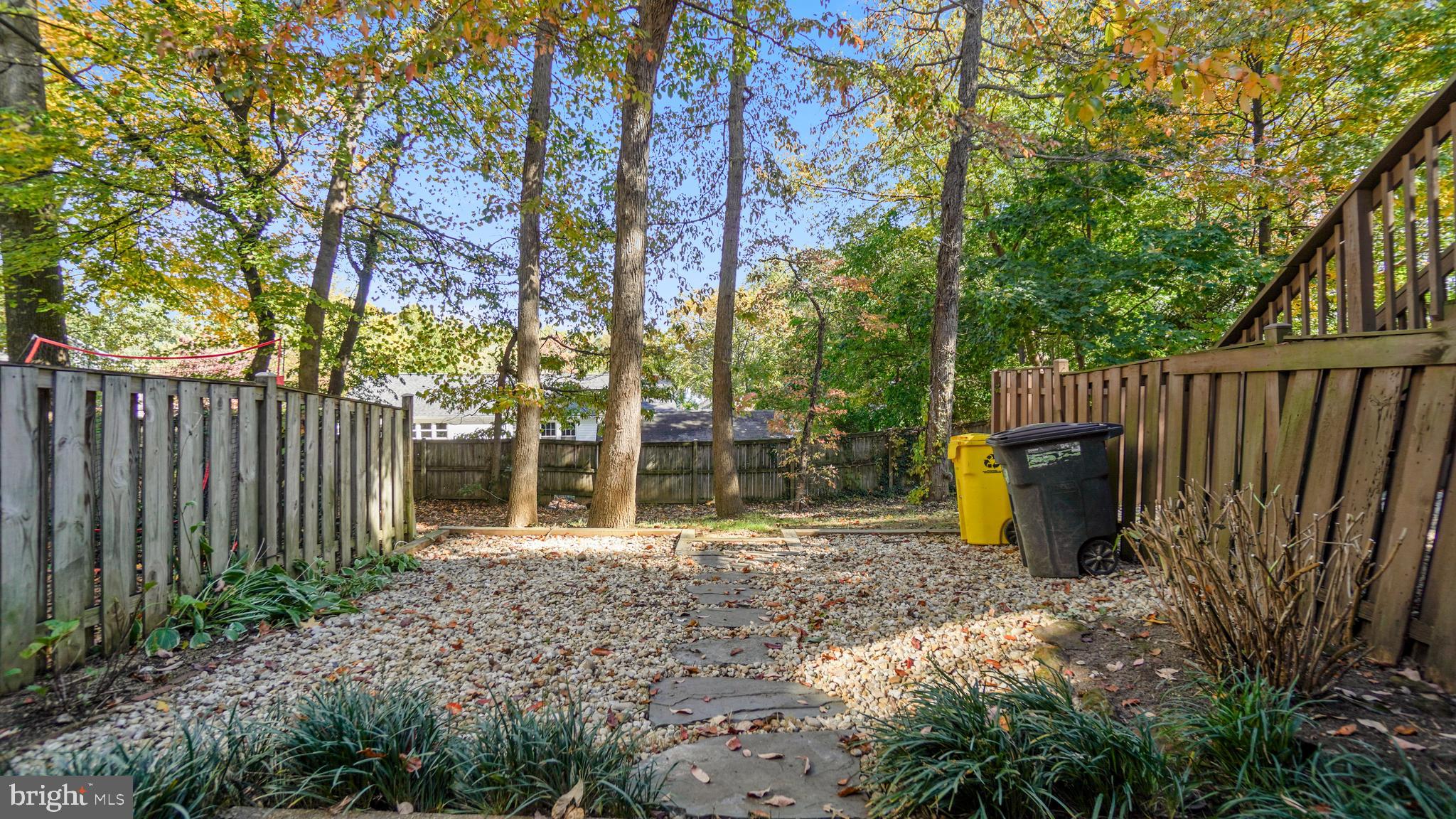 BAY HILLS - Residential Lease