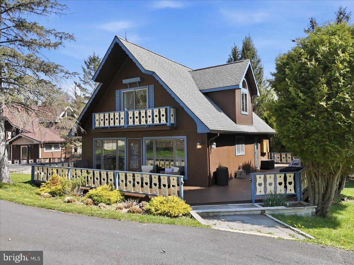 25 FALL PLACE