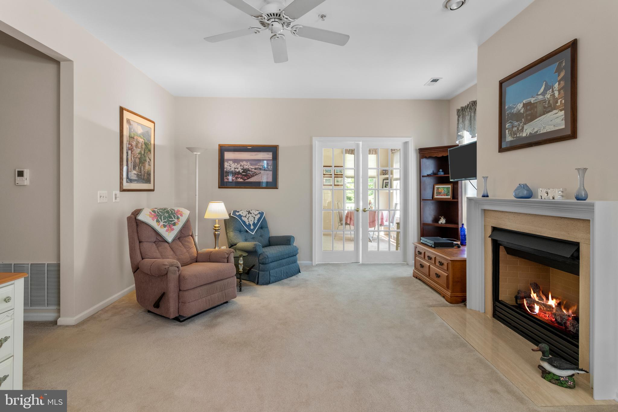 HERITAGE CR ESTS - Residential