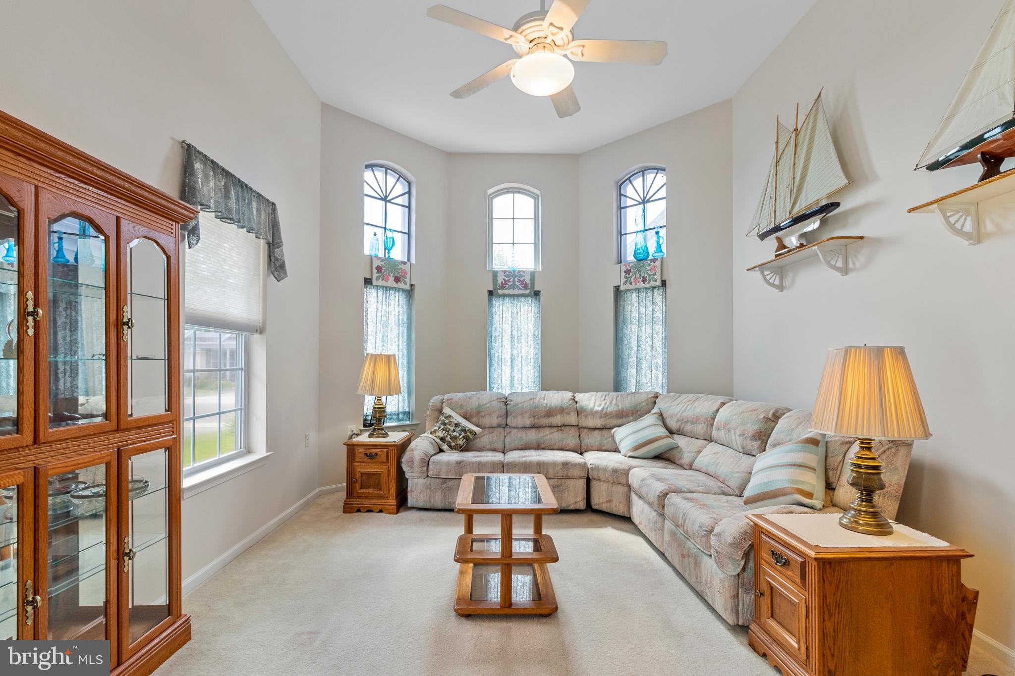 HERITAGE CR ESTS - Residential