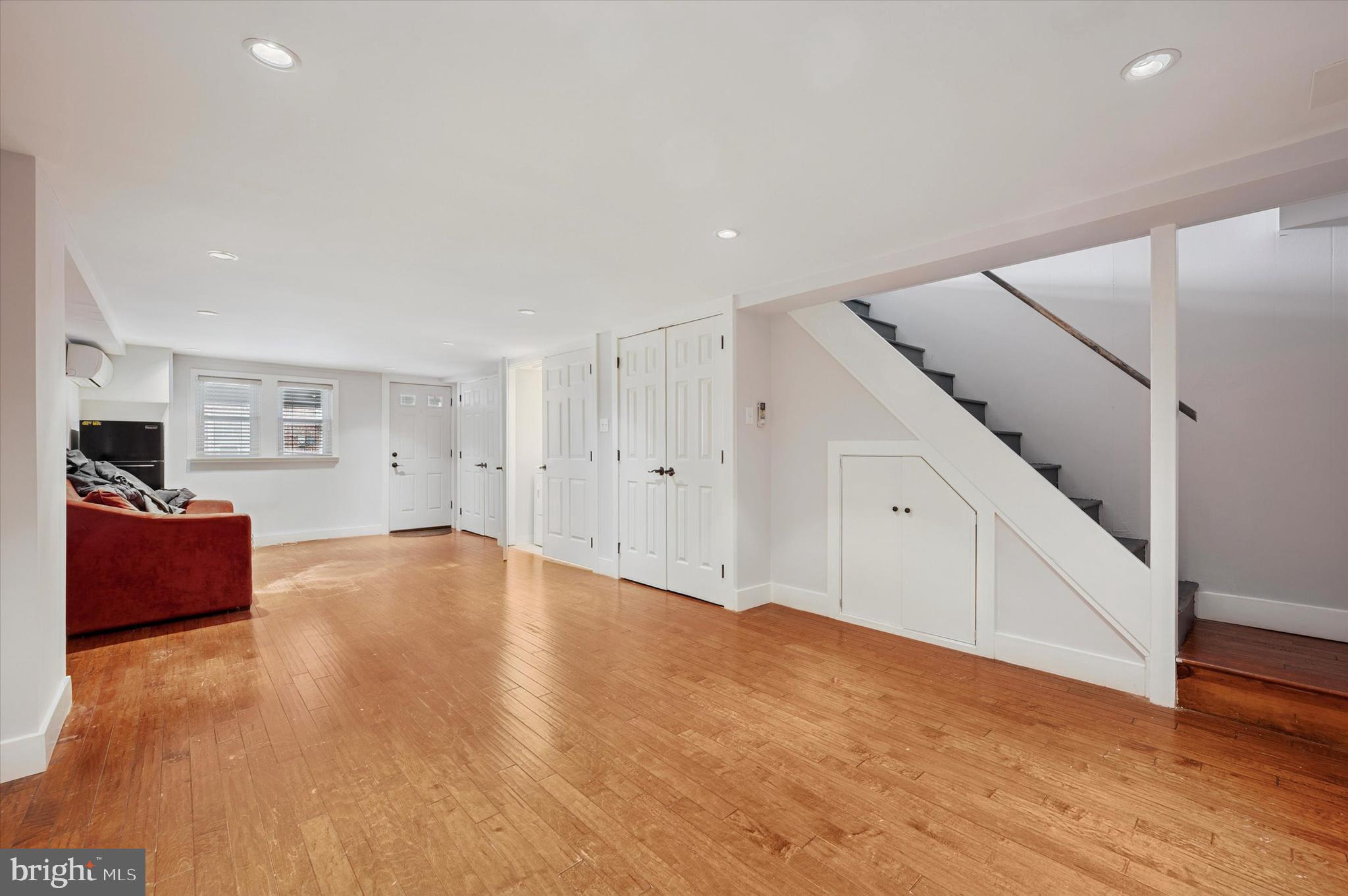 ROXBOROUGH - Residential