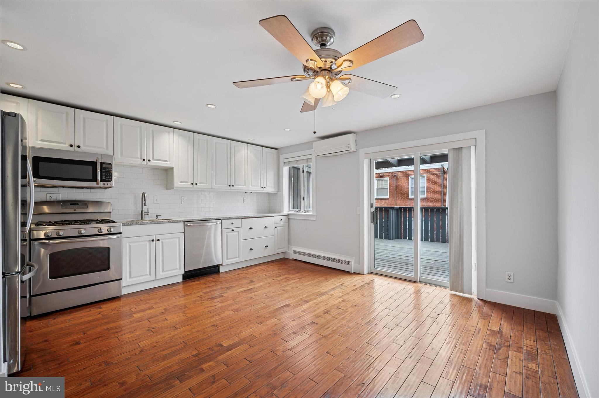 ROXBOROUGH - Residential