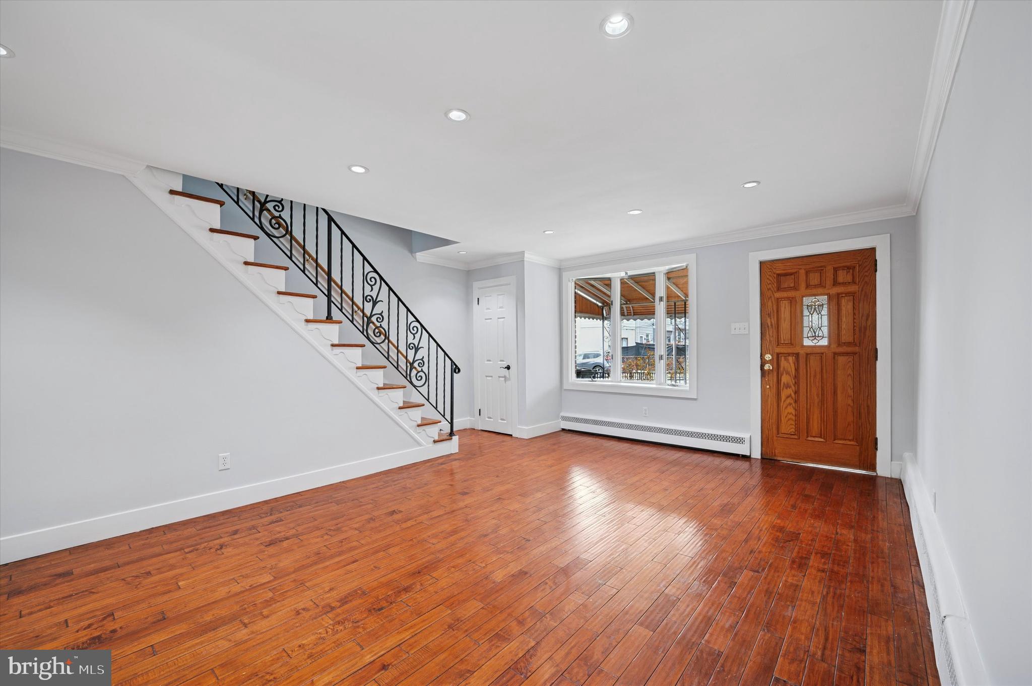 ROXBOROUGH - Residential