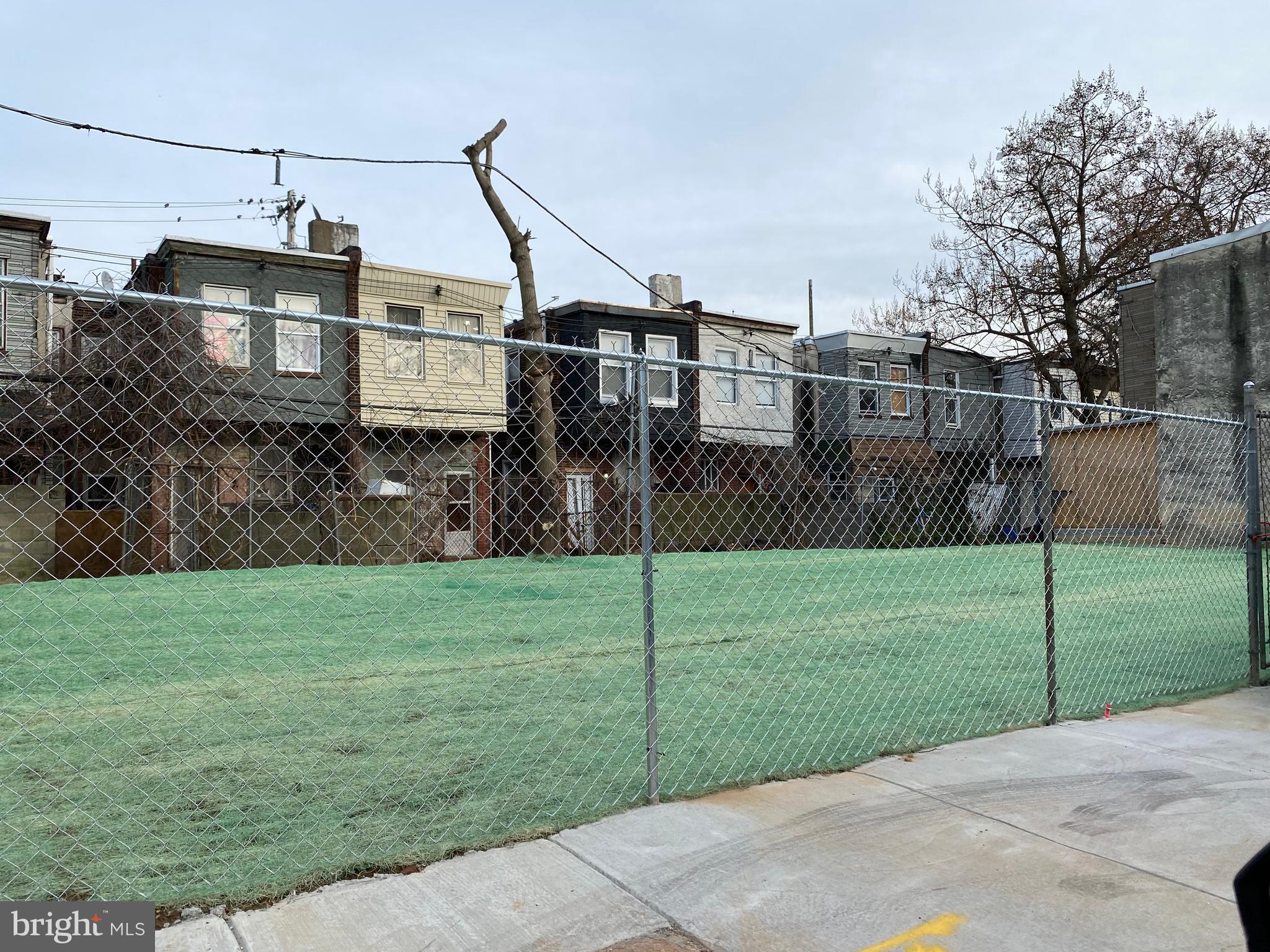 Zoned RM1 - multi-unit by right. Great development opportunity. Low price for RM1 zoning.
Other adjacent lots are vacant as well. Lot was cleaned out and fenced along with all adjacent lots (not owned by this owner). 3155 N Darien St is also for sale by another agency!
Owner is PA real estate licensee.