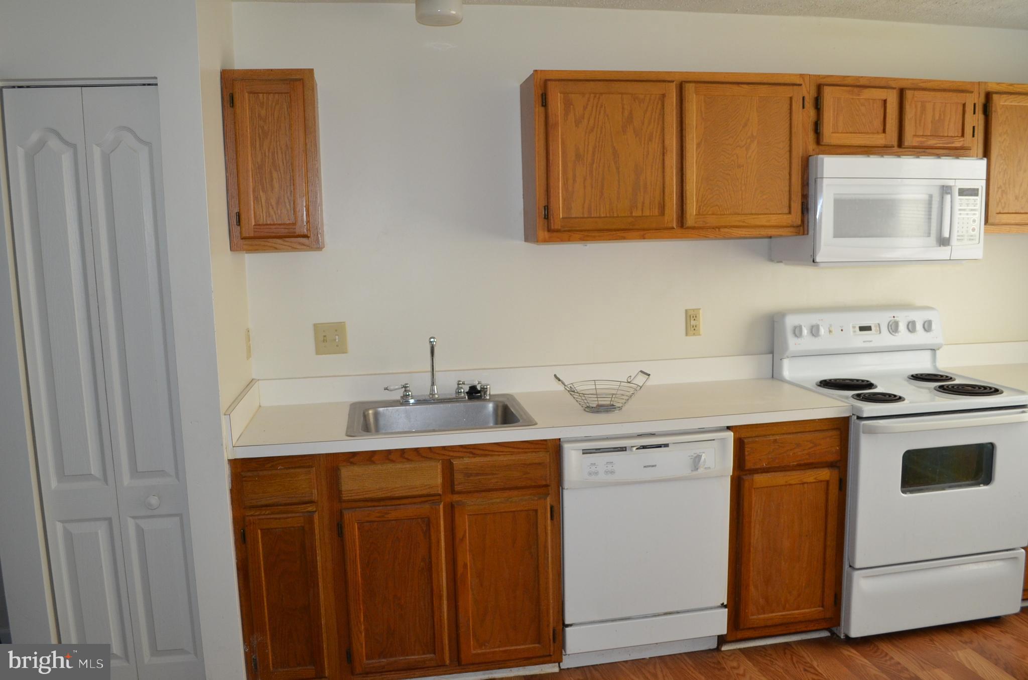 MARLBORO MEADOWS - Residential