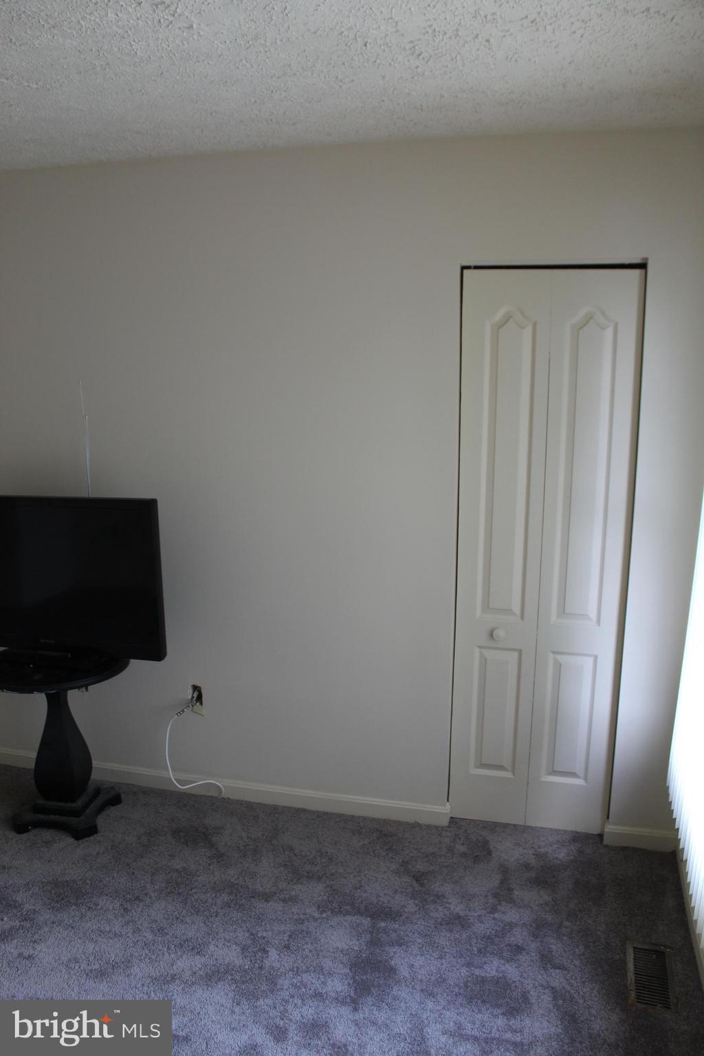 MARLBORO MEADOWS - Residential