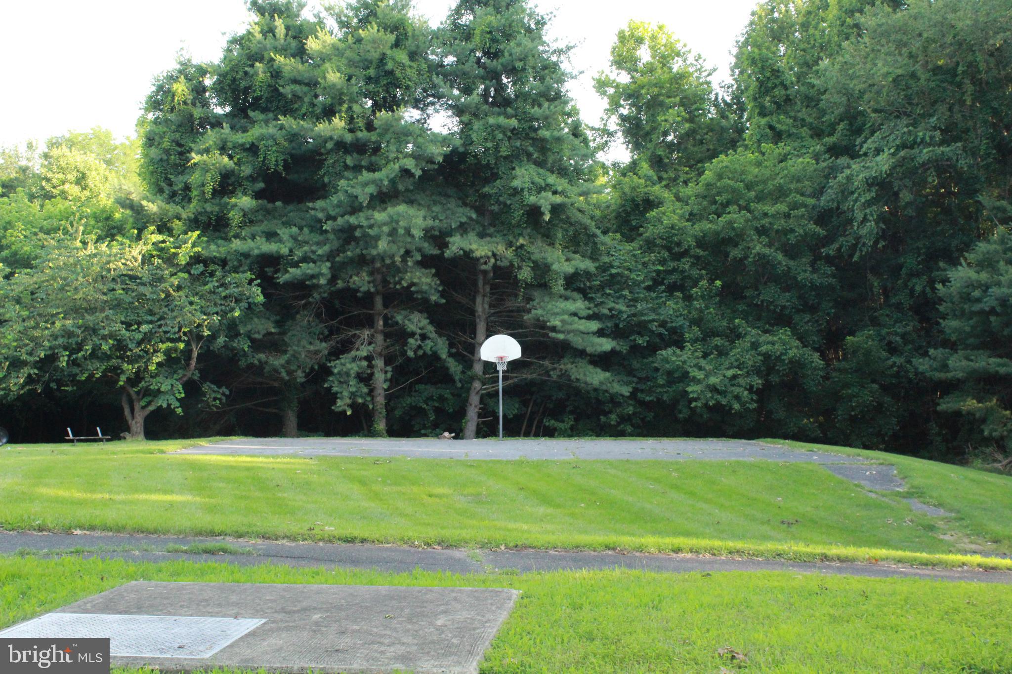 MARLBORO MEADOWS - Residential