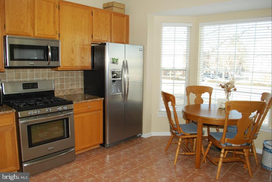 RANDOM HILLS LAND BAY - Residential Lease