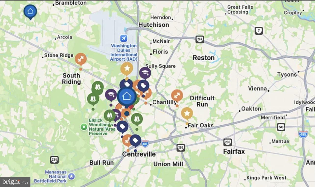 COMMONWEALTH PLACE AT WESTFIELDS - Residential Lease