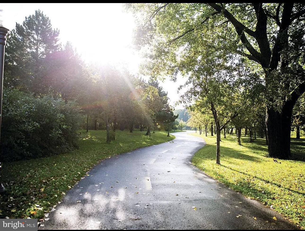 COMMONWEALTH PLACE AT WESTFIELDS - Residential Lease