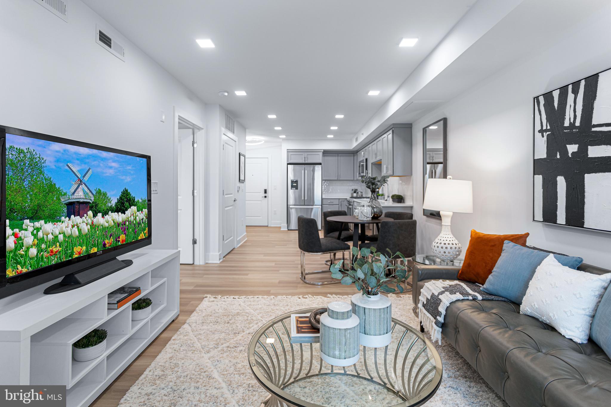 OLD TOWN ALEXANDRIA - Residential