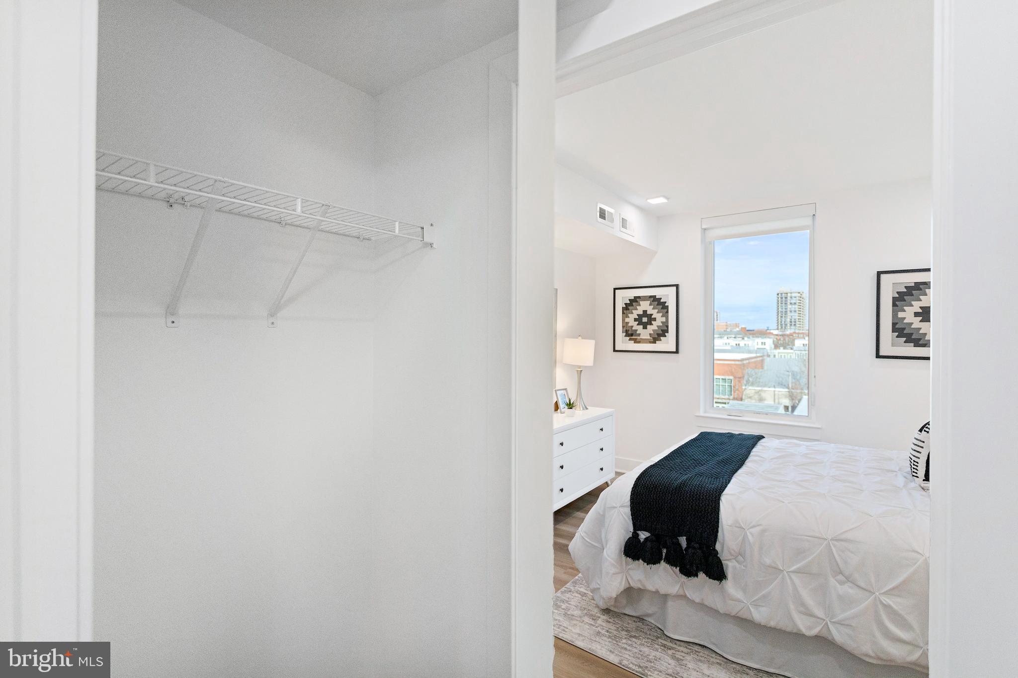 OLD TOWN ALEXANDRIA - Residential