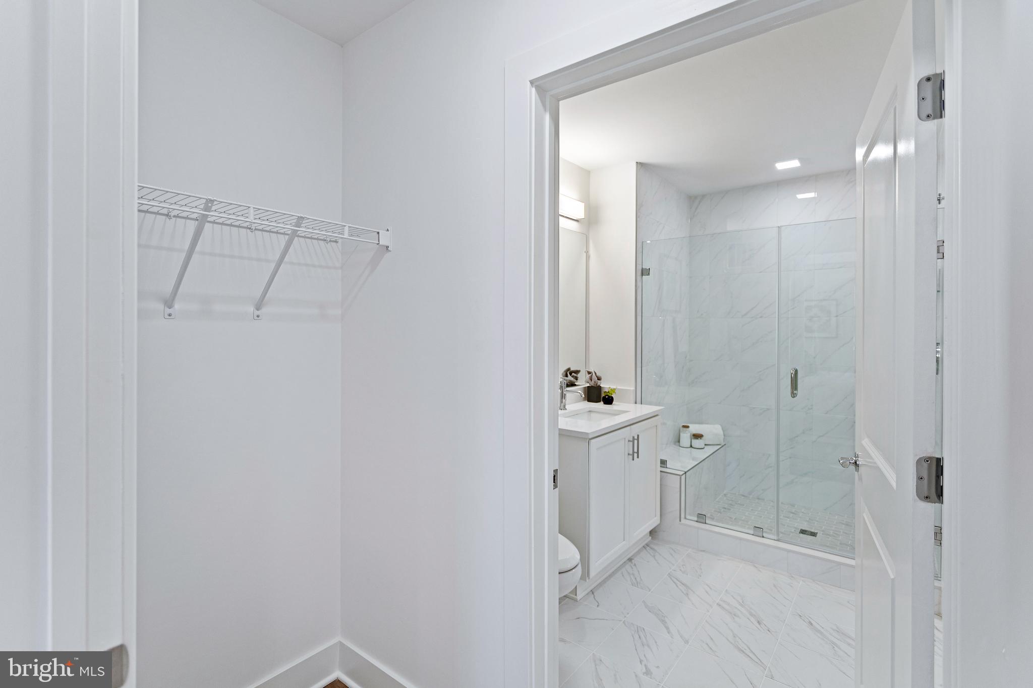 OLD TOWN ALEXANDRIA - Residential