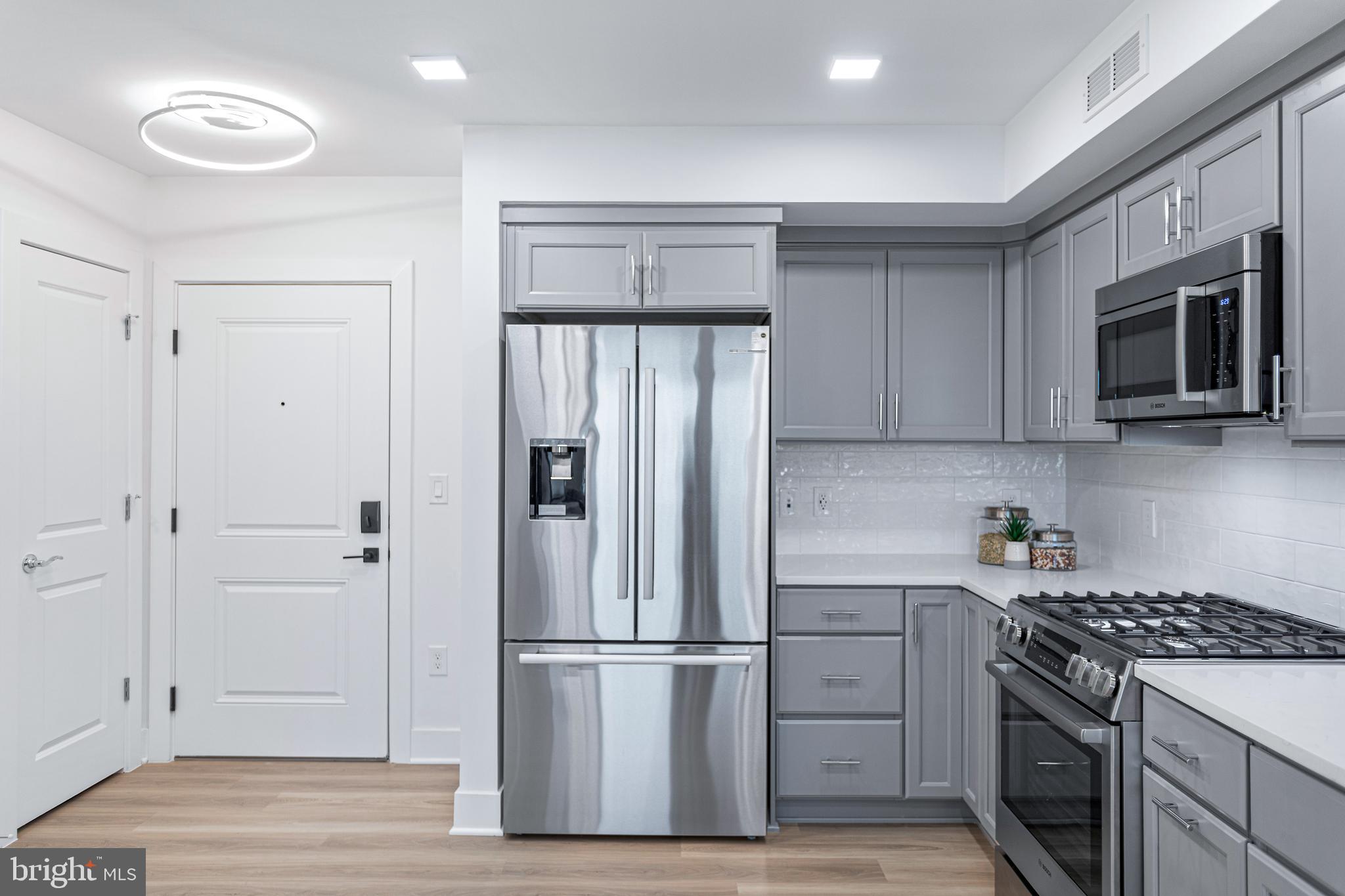 OLD TOWN ALEXANDRIA - Residential