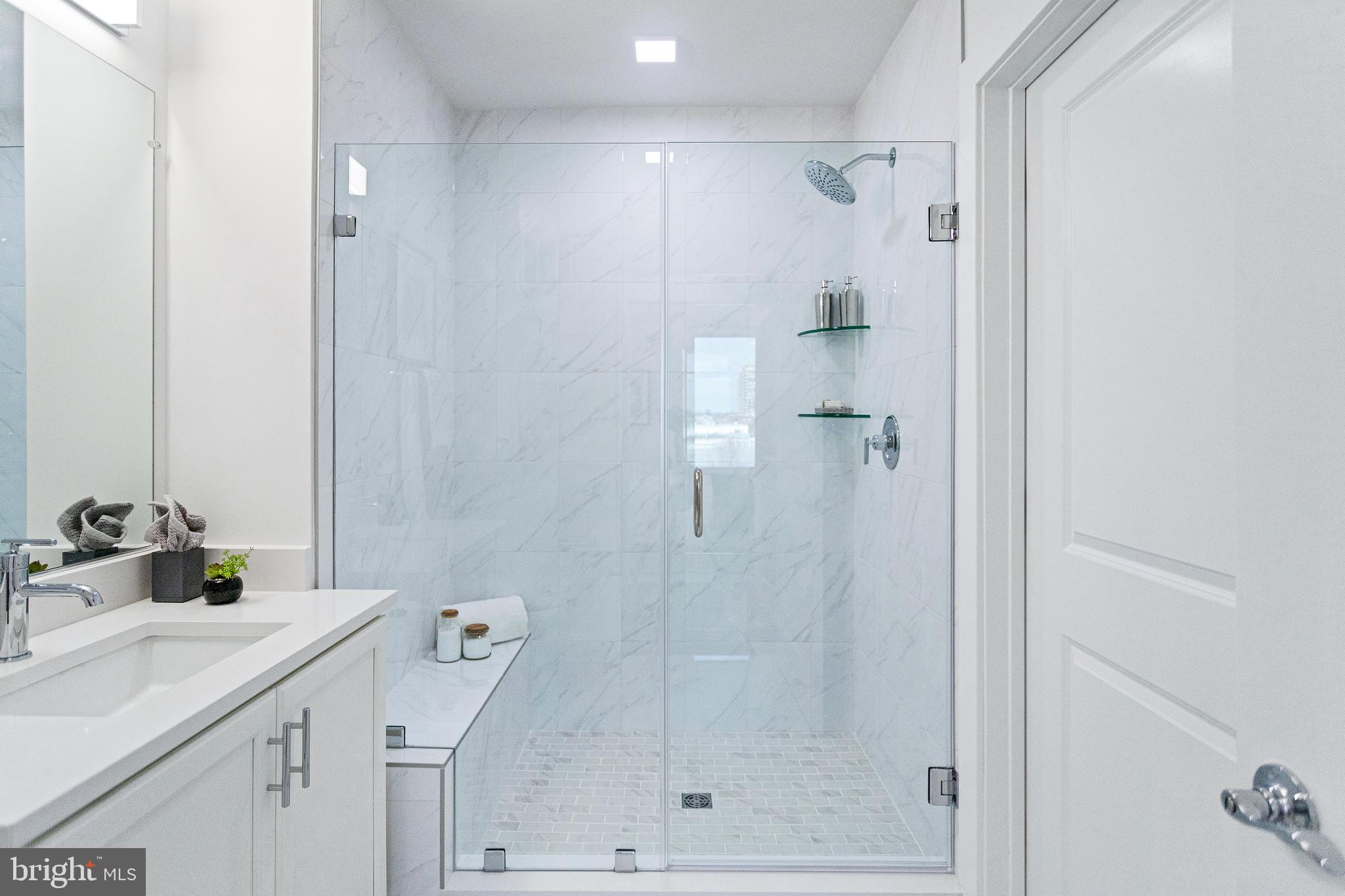 OLD TOWN ALEXANDRIA - Residential