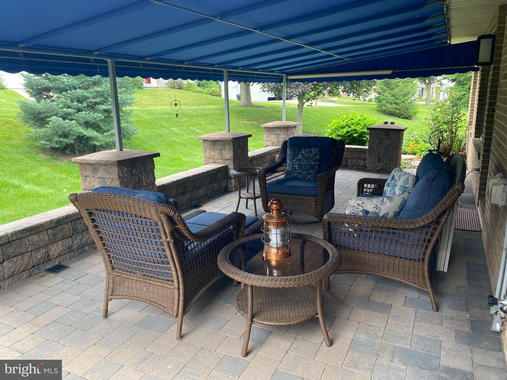 OAK POINTE - Residential