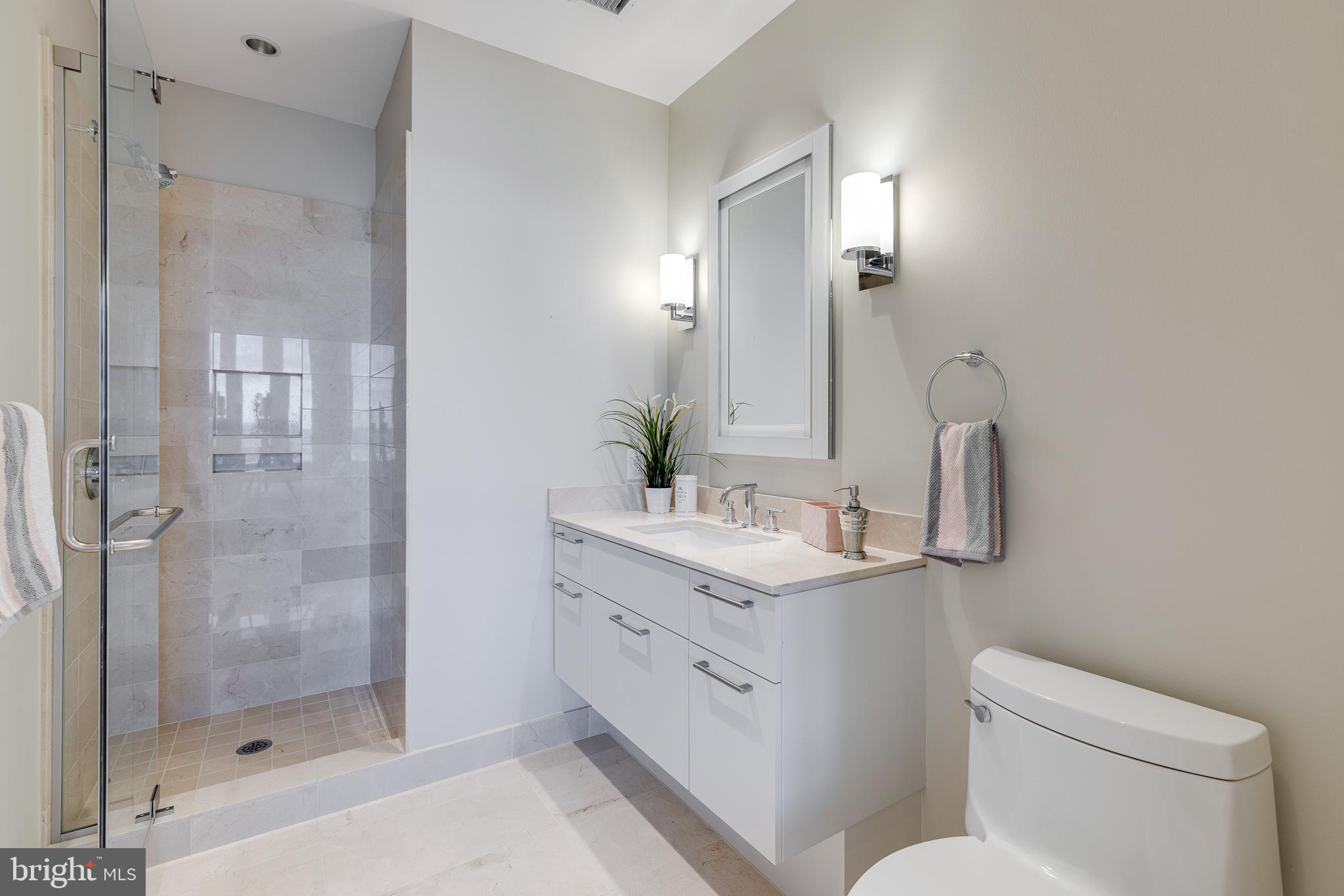 CENTER CITY - Residential