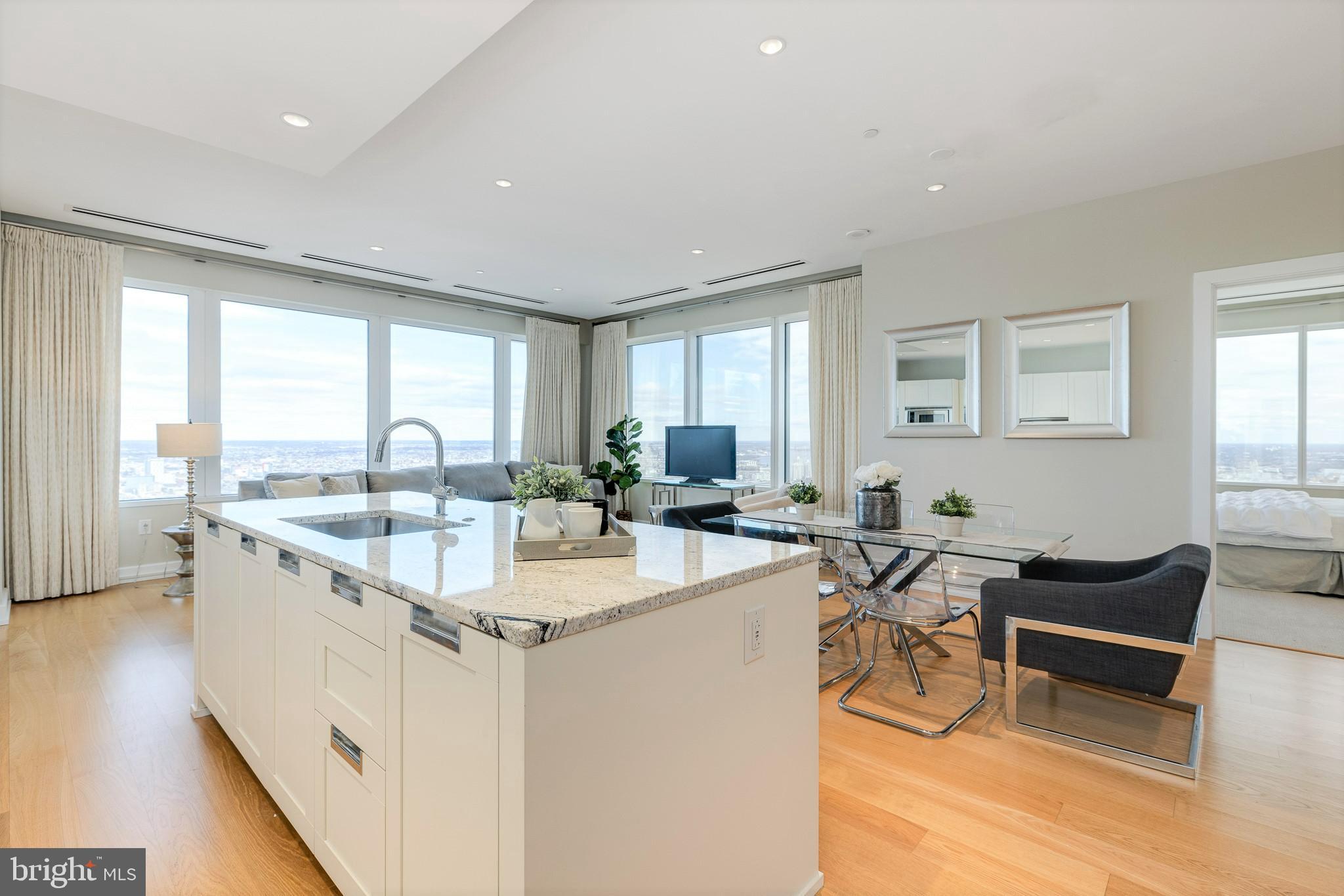 CENTER CITY - Residential