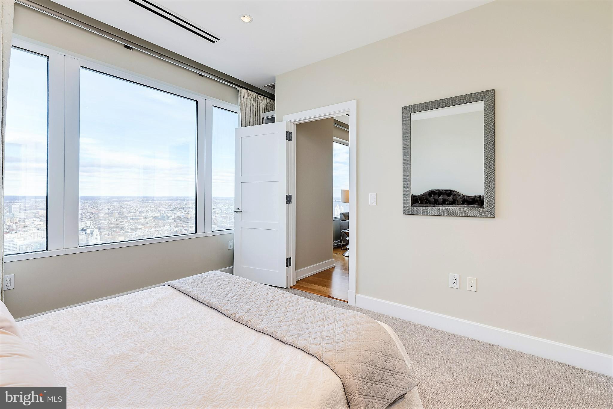 CENTER CITY - Residential