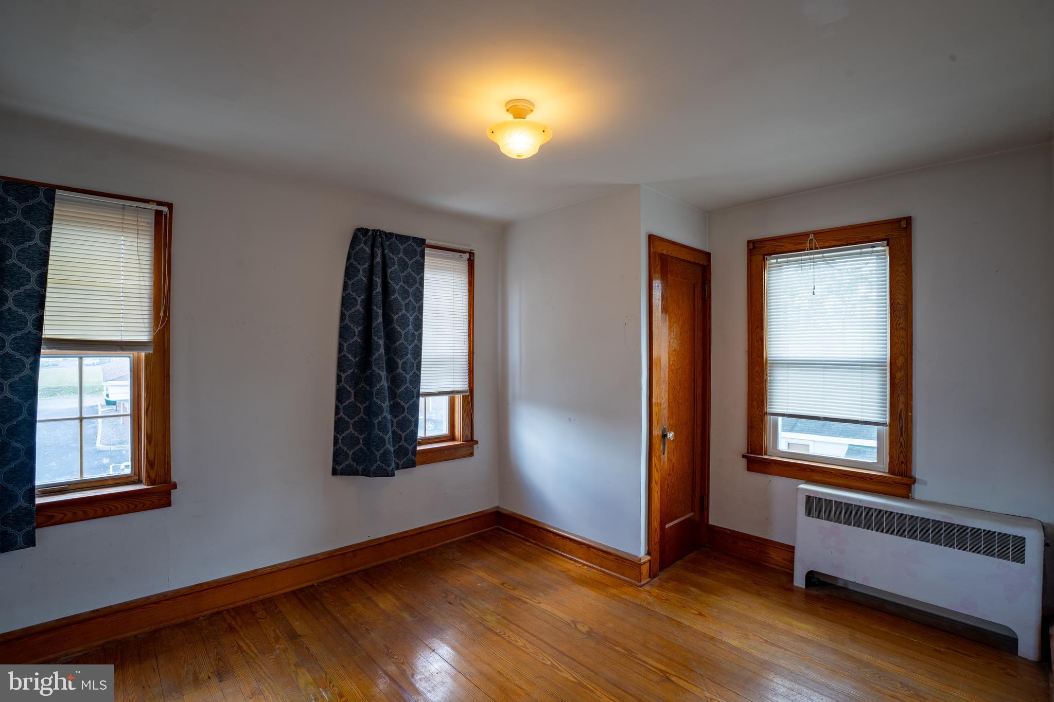 HOMETOWN - Residential