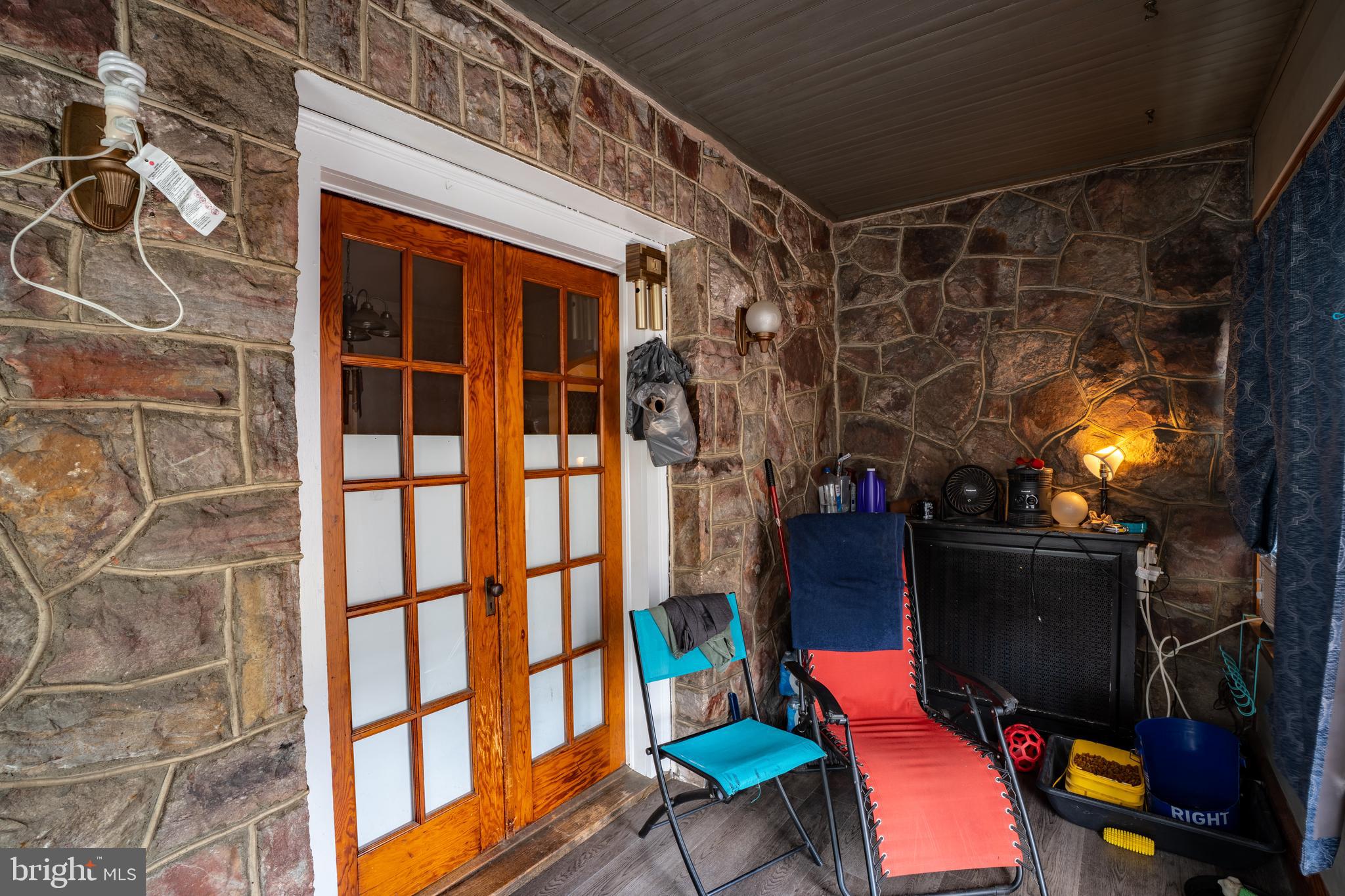 HOMETOWN - Residential