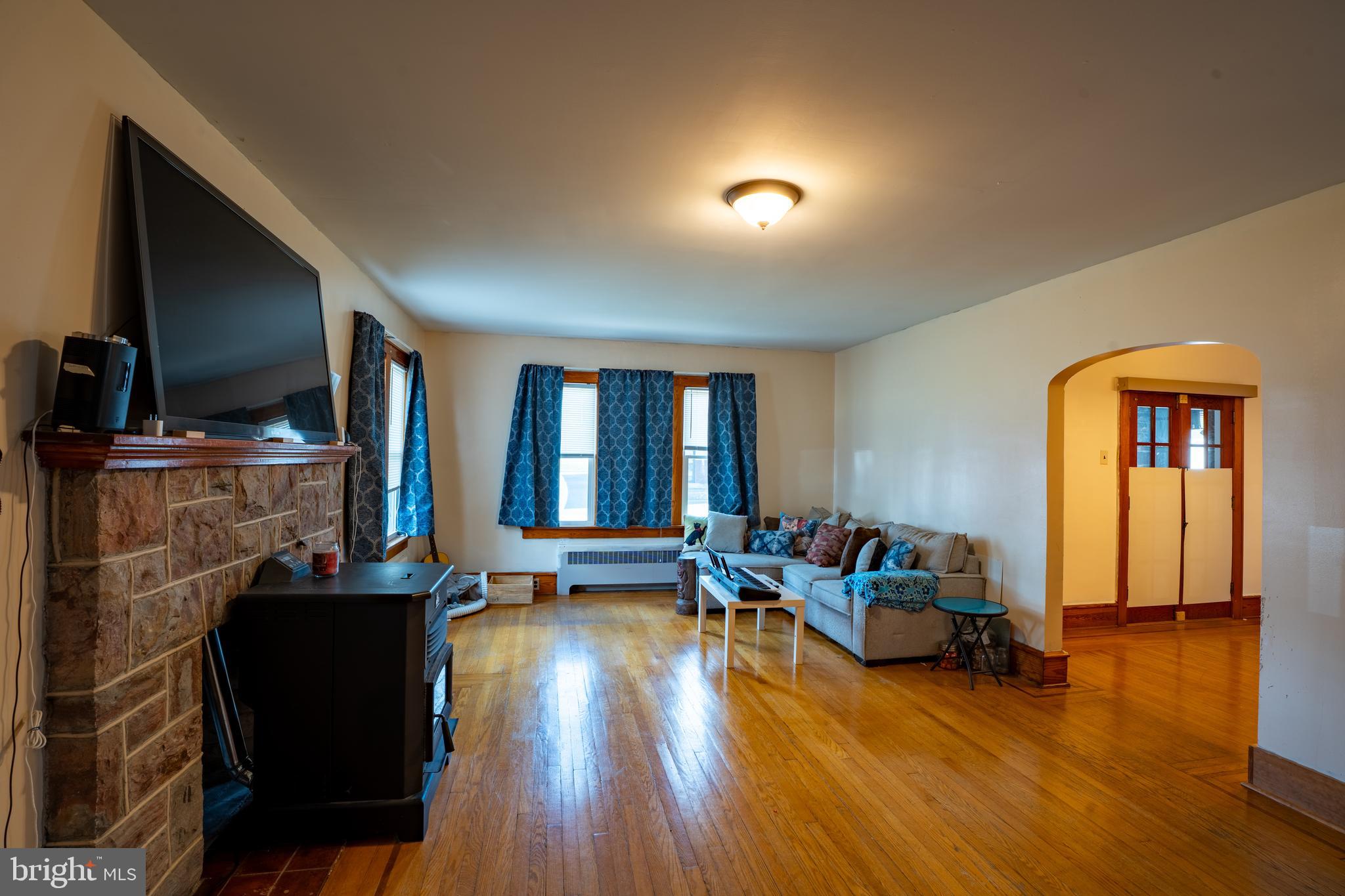 HOMETOWN - Residential