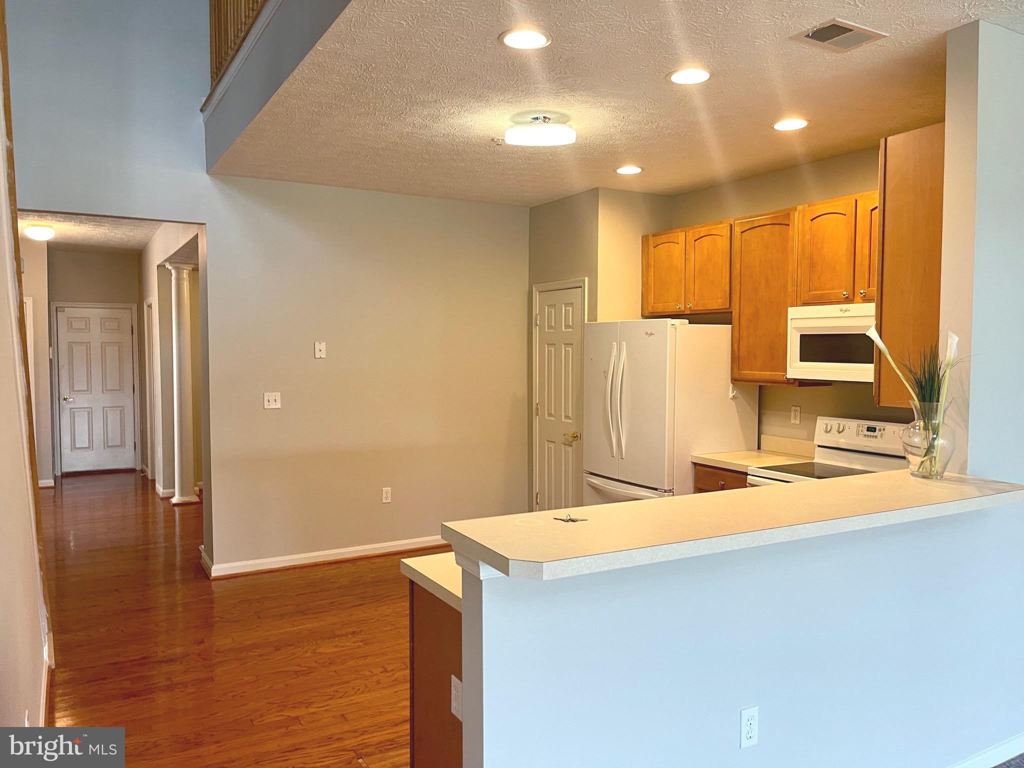 WOOD CREEK GOLF COMM - Residential