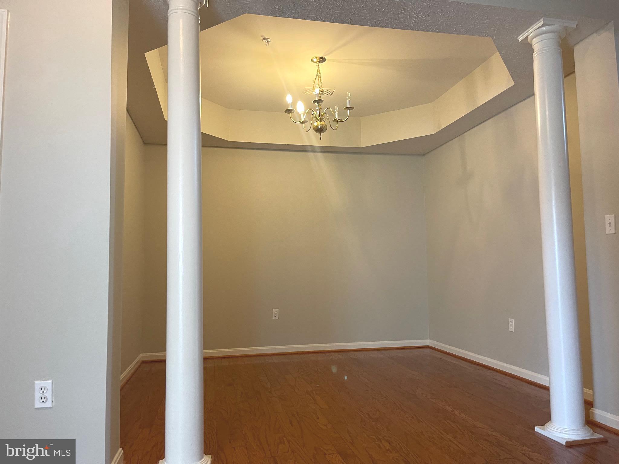 WOOD CREEK GOLF COMM - Residential