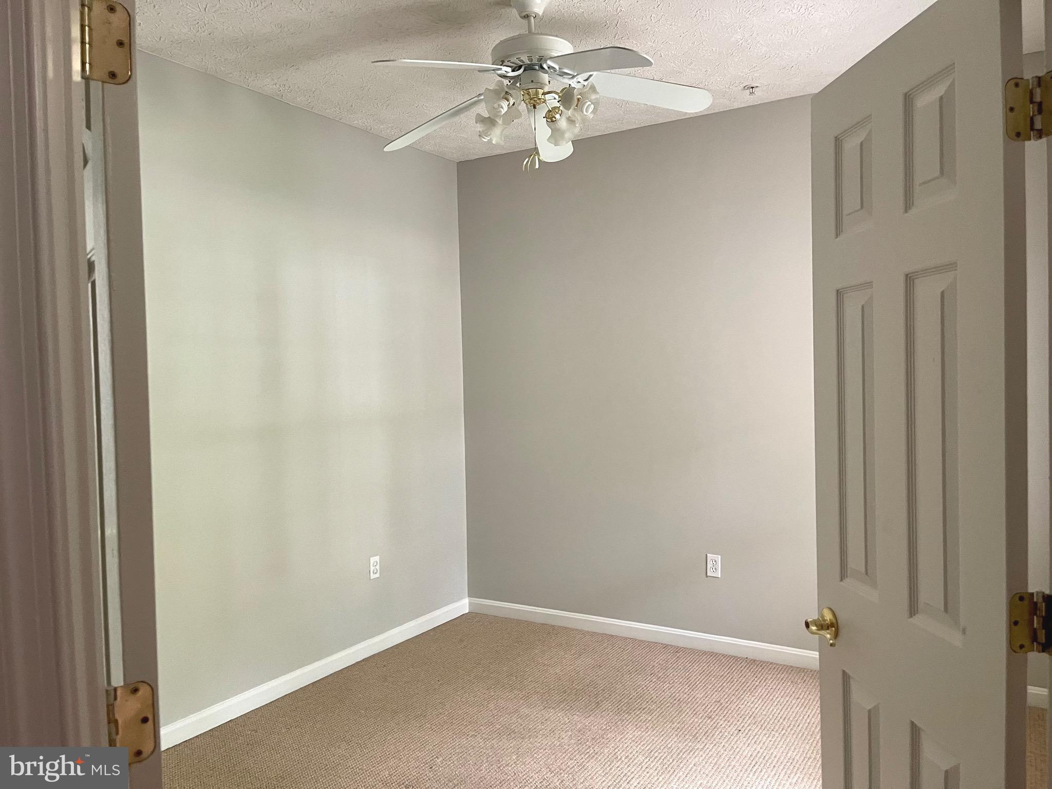 WOOD CREEK GOLF COMM - Residential