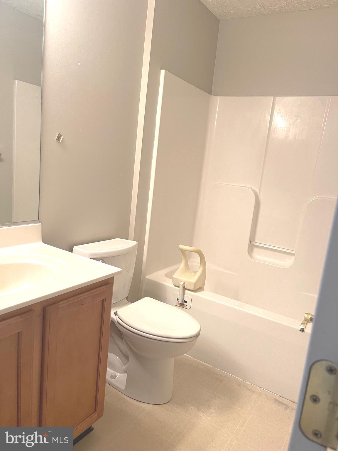 WOOD CREEK GOLF COMM - Residential