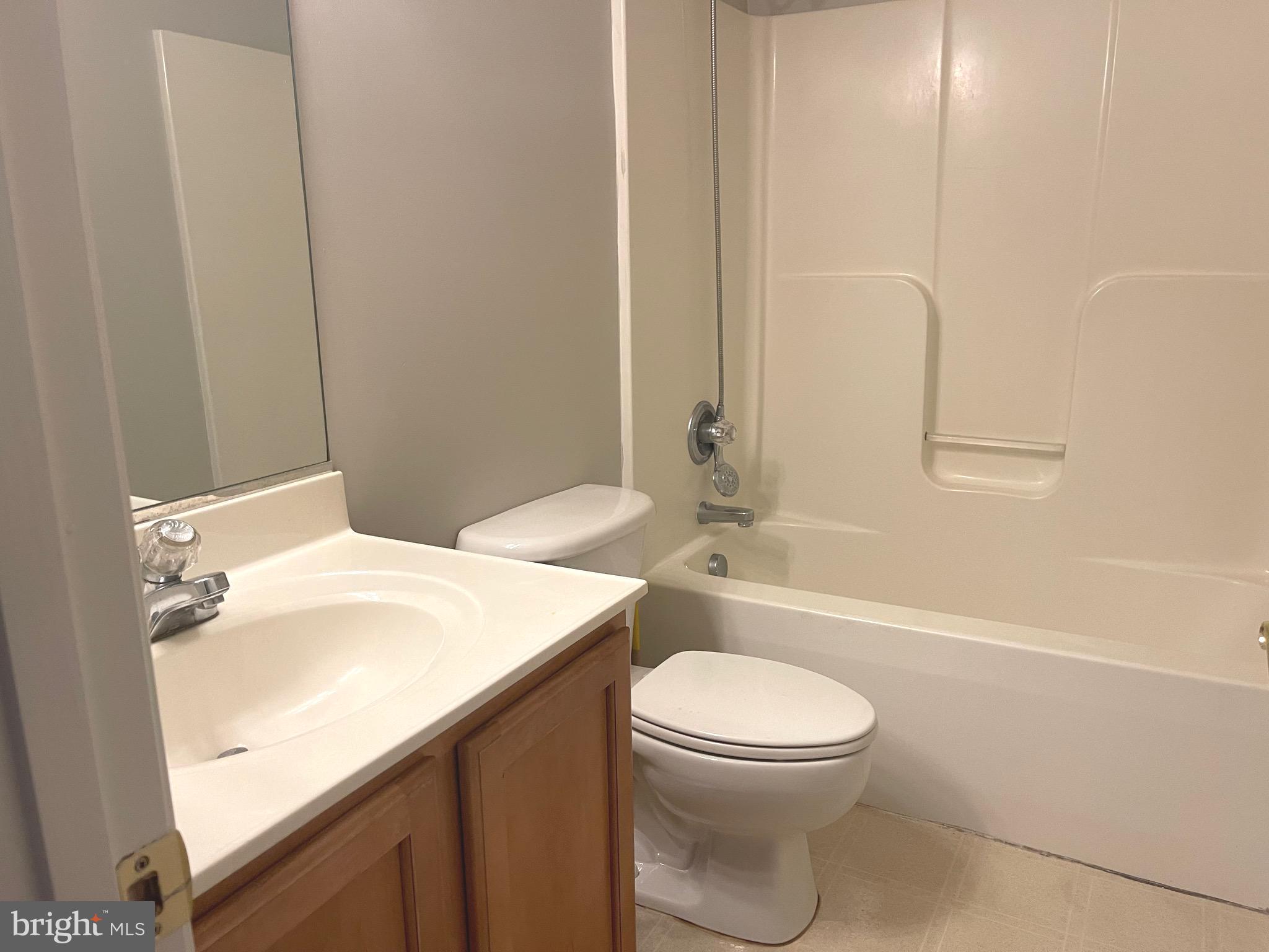 WOOD CREEK GOLF COMM - Residential