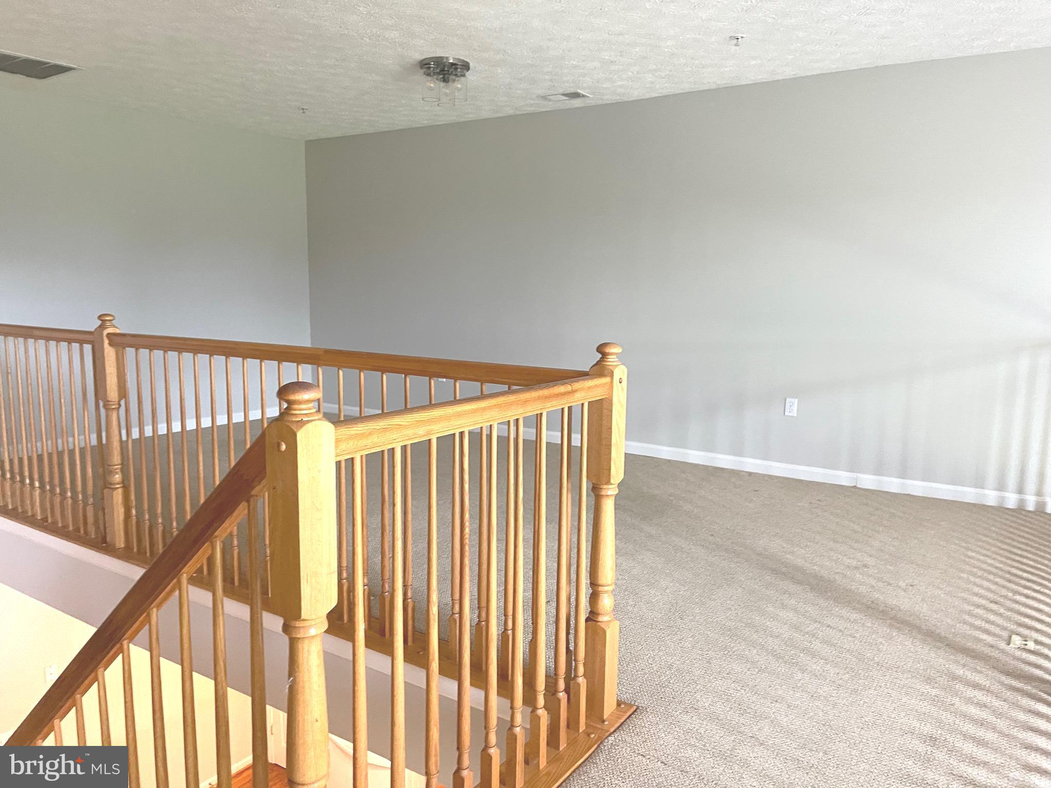 WOOD CREEK GOLF COMM - Residential