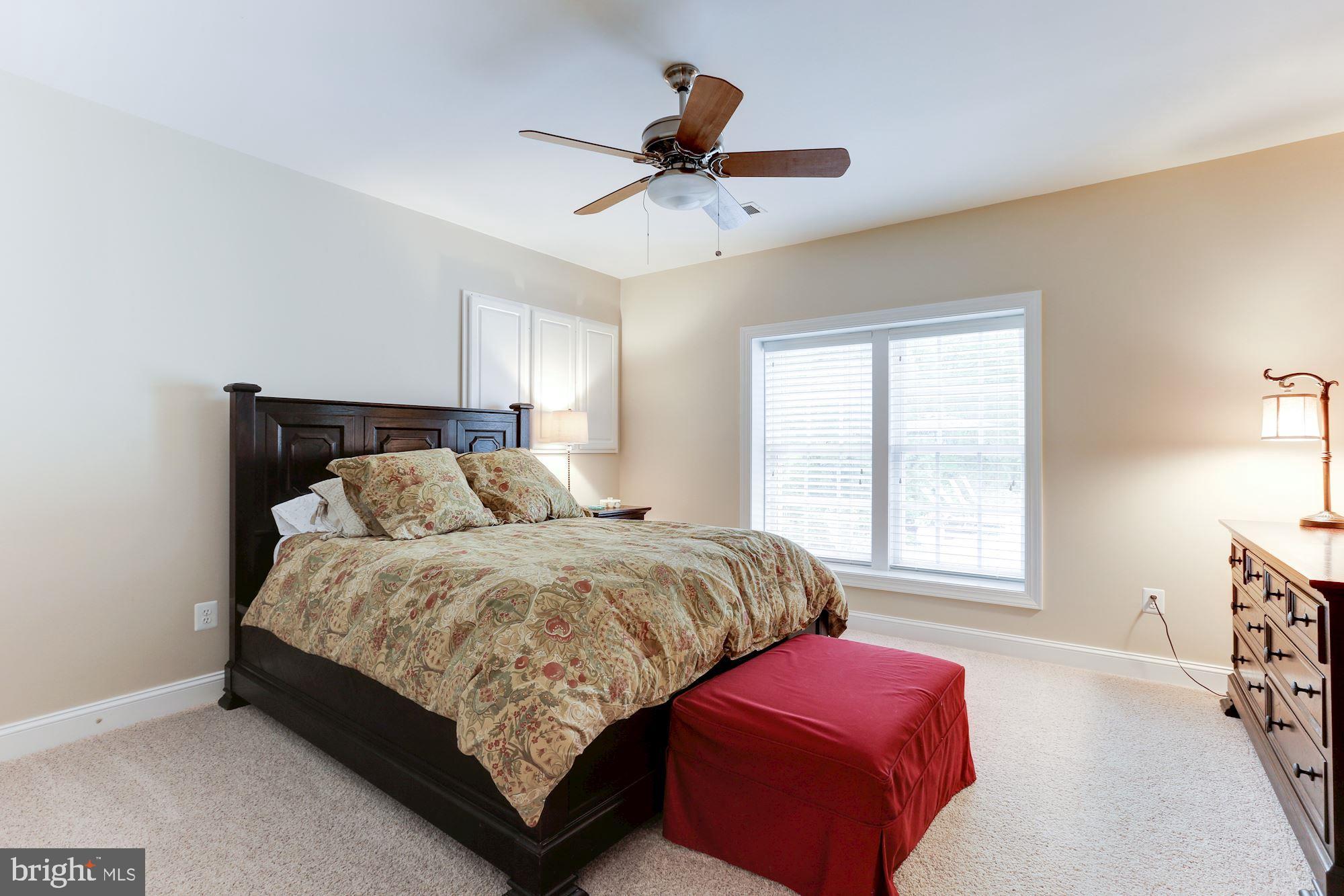 ASHBURN - Residential