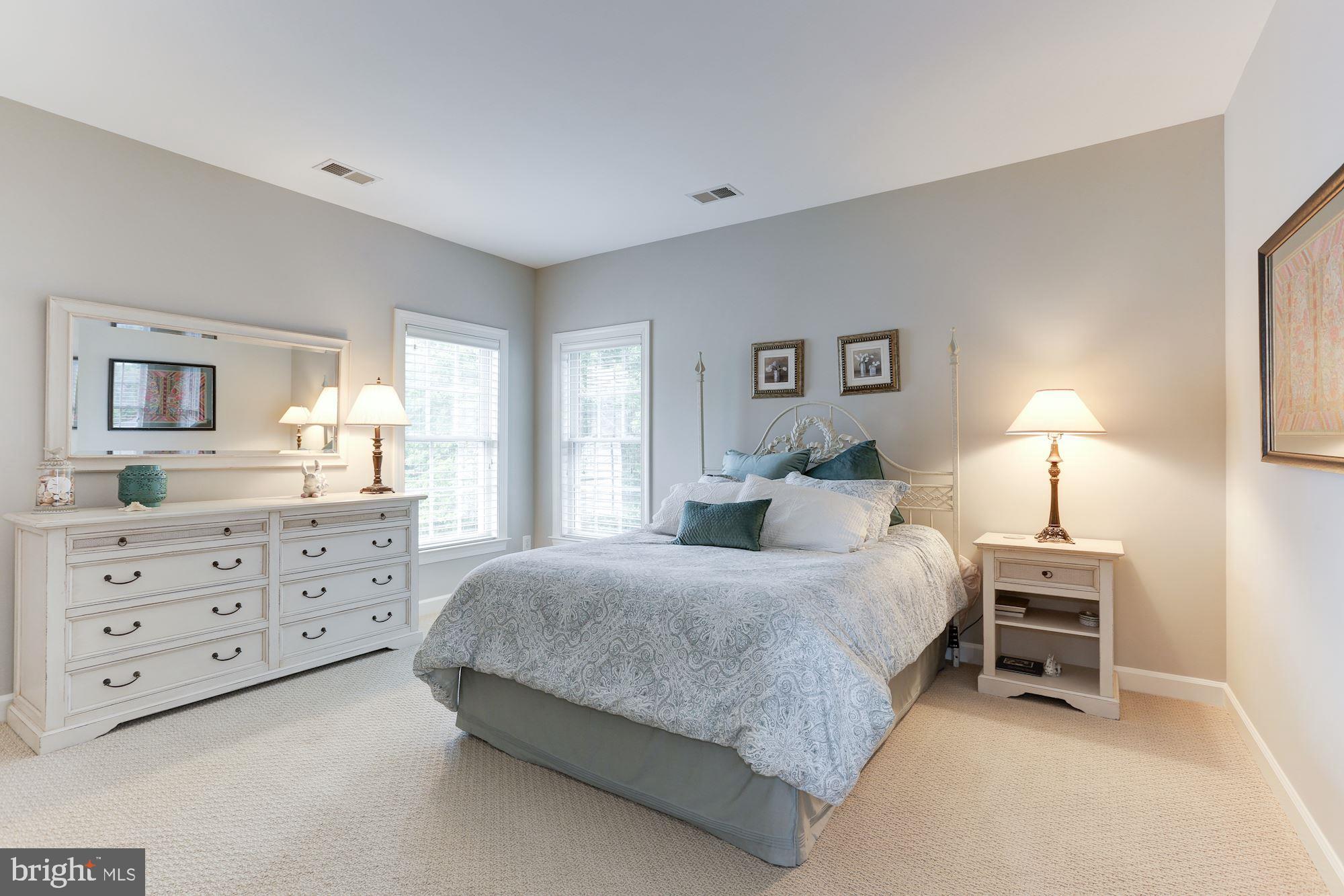 ASHBURN - Residential