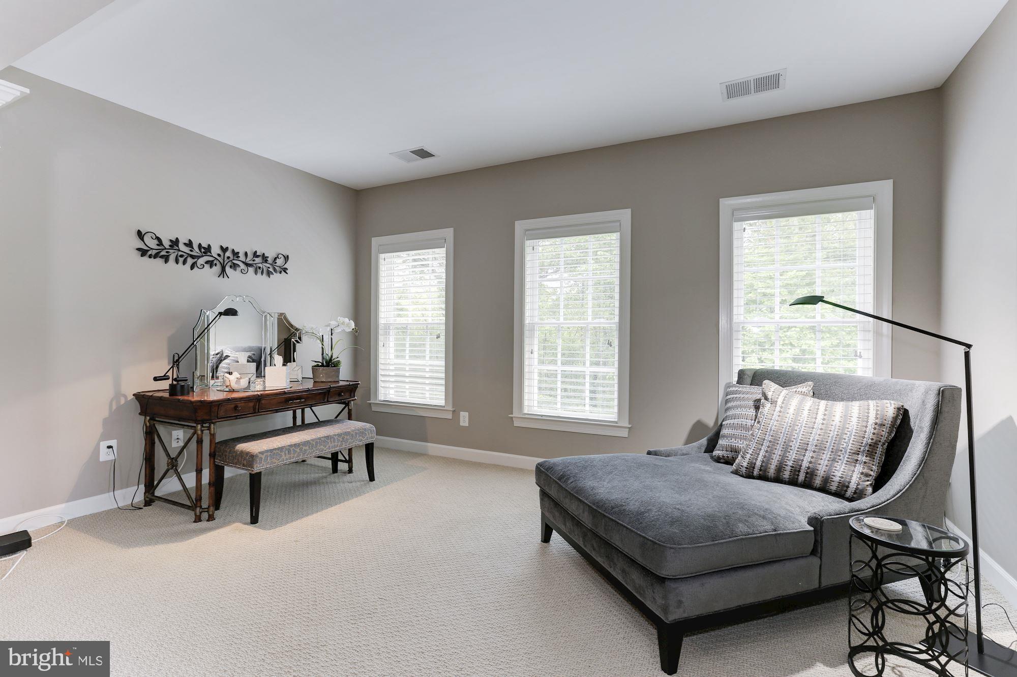 ASHBURN - Residential