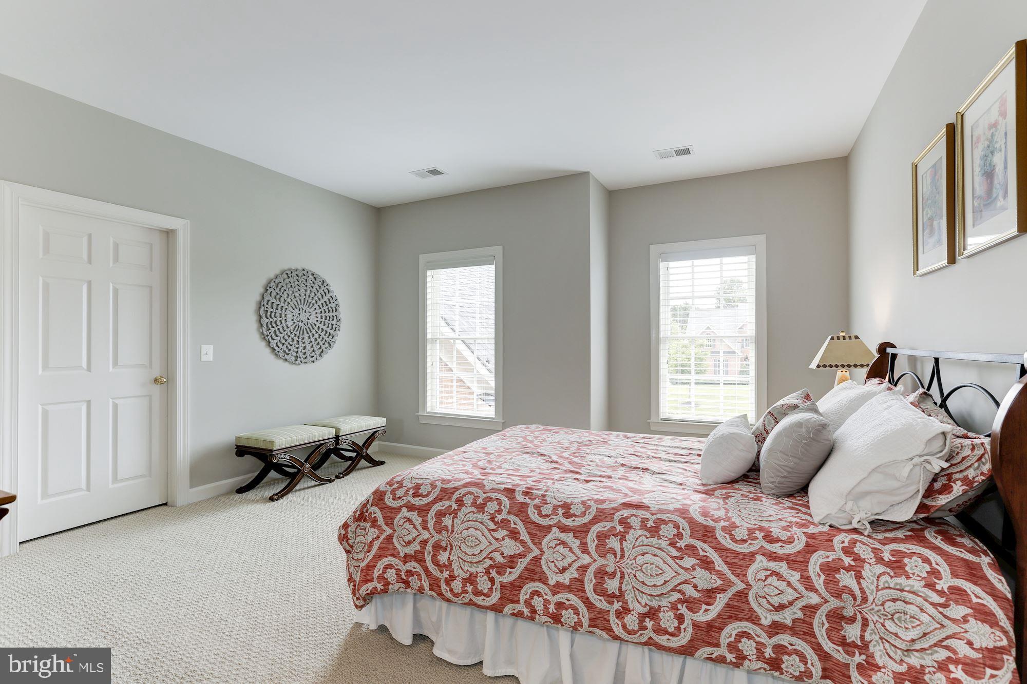 ASHBURN - Residential