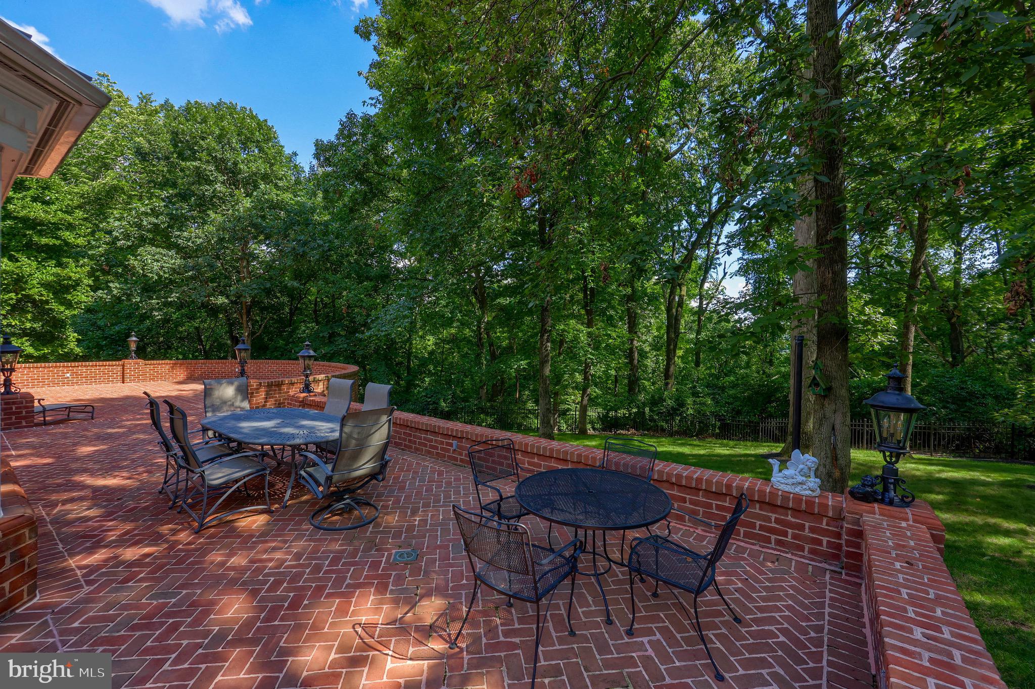 ROSENMILLER FARMS - Residential