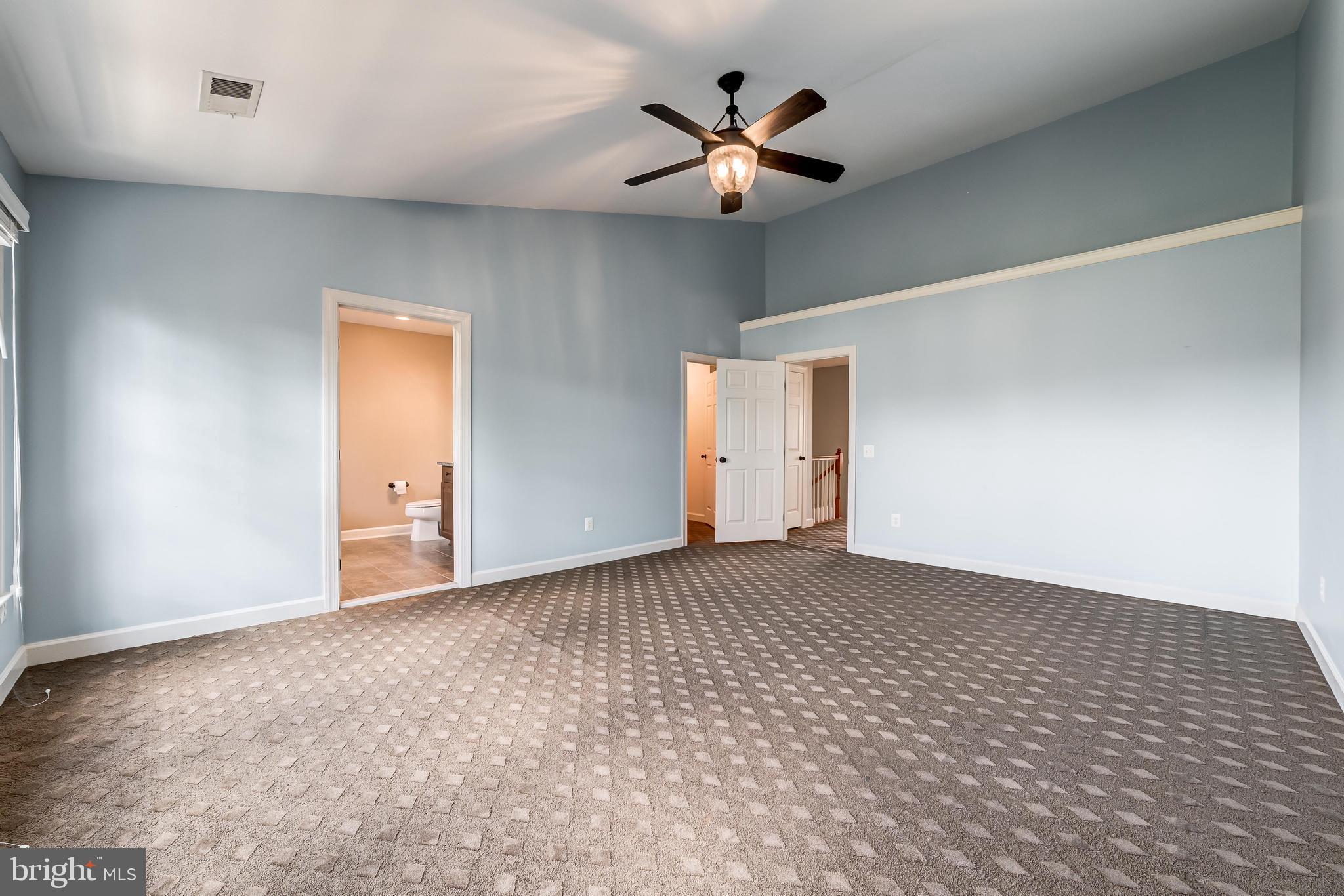 ASHTON COMMONS - Residential Lease