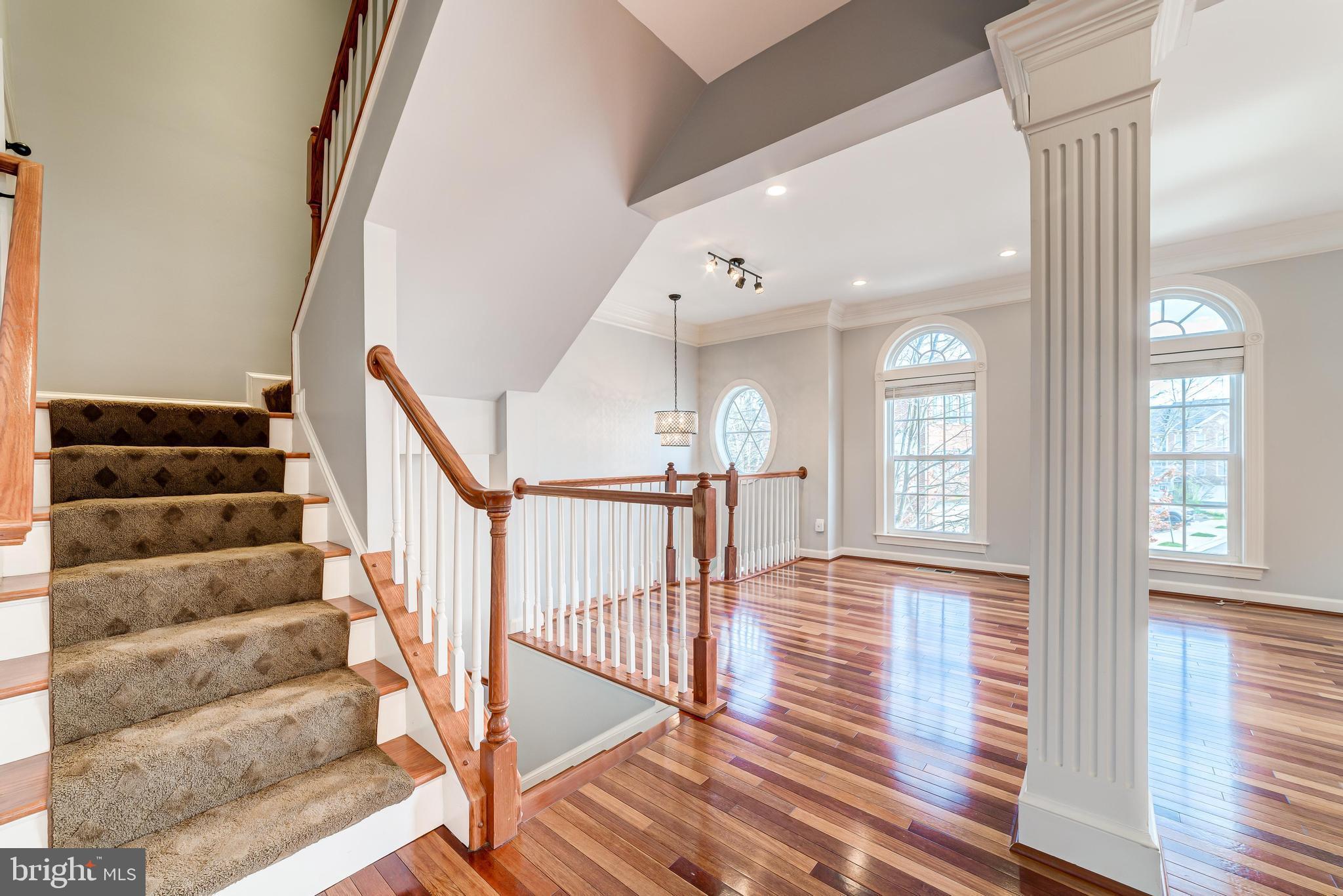 ASHTON COMMONS - Residential Lease