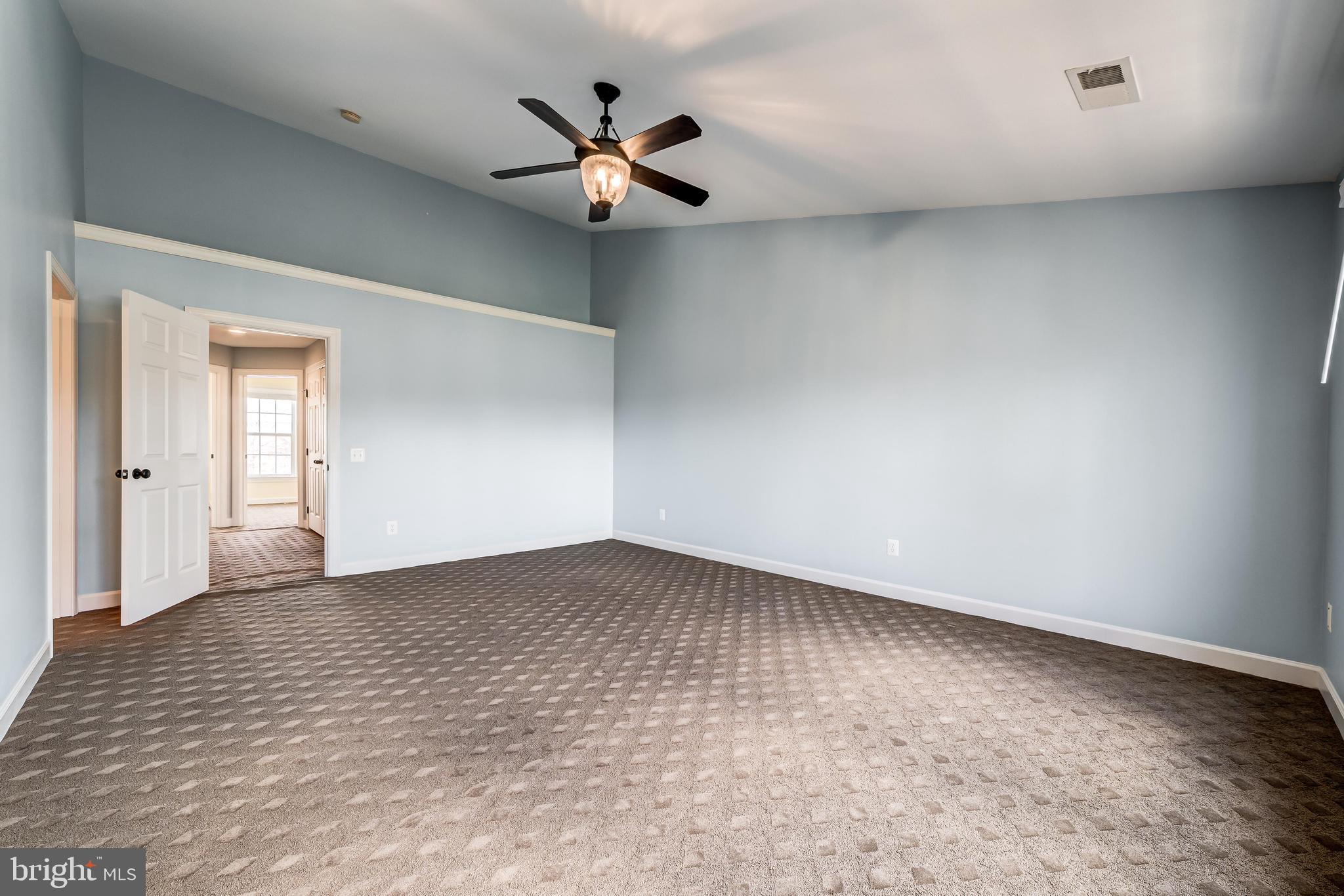 ASHTON COMMONS - Residential Lease