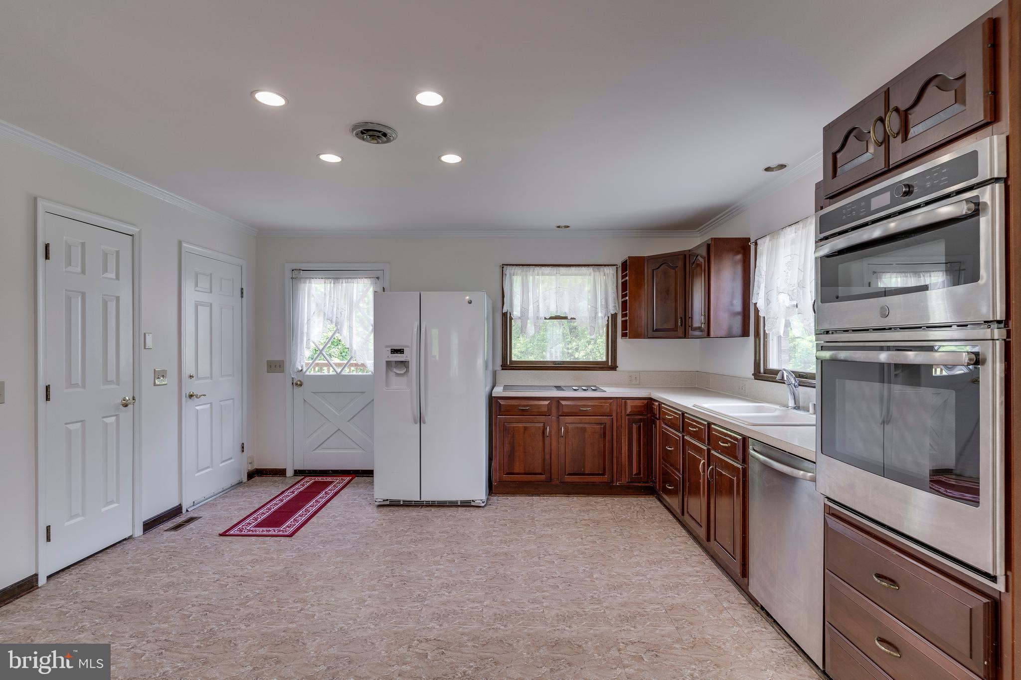 BRADLEY FARMS - Residential Lease