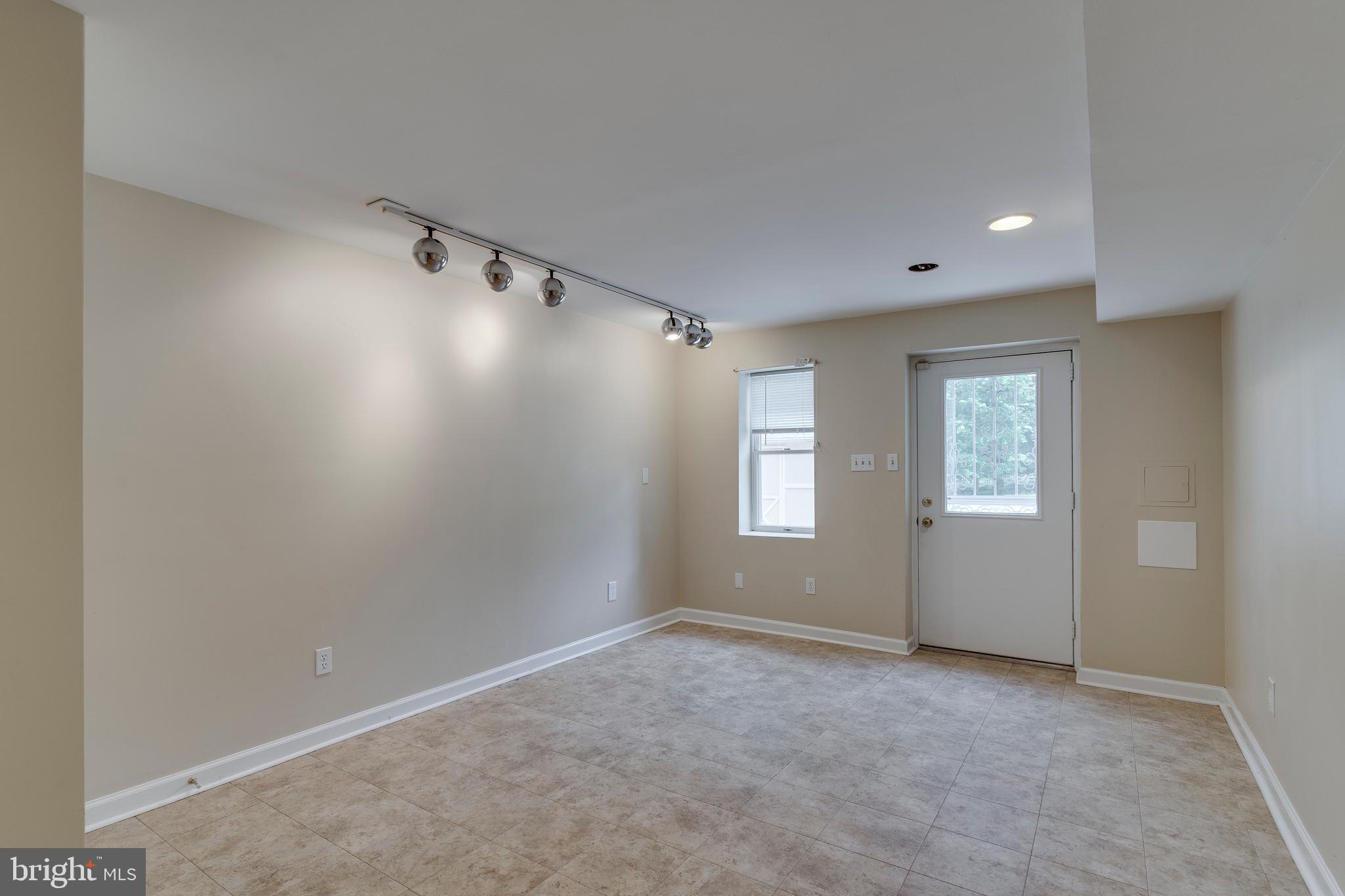 BRADLEY FARMS - Residential Lease