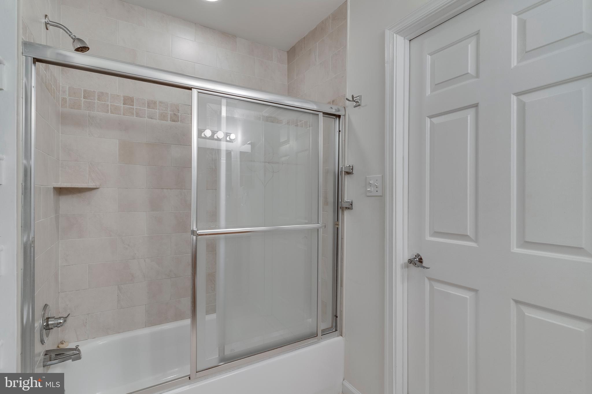 BRADLEY FARMS - Residential Lease