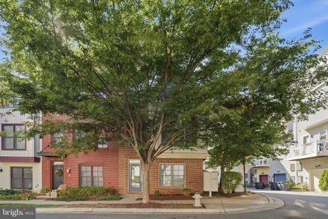 Townhouse For Sale - 4418 Kennedy Street<br/> HYATTSVILLE, MD 20781