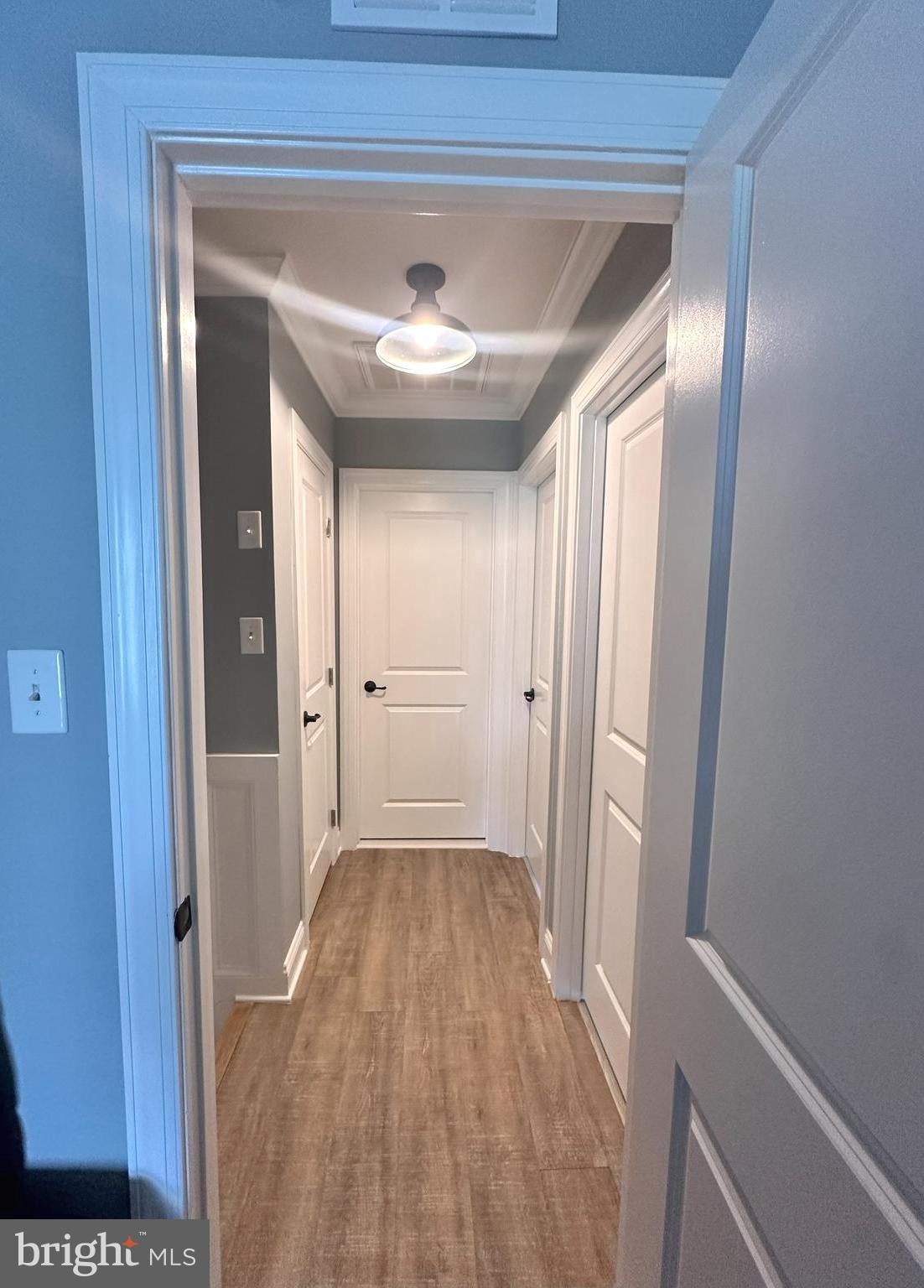 TWIN LAKES - Residential