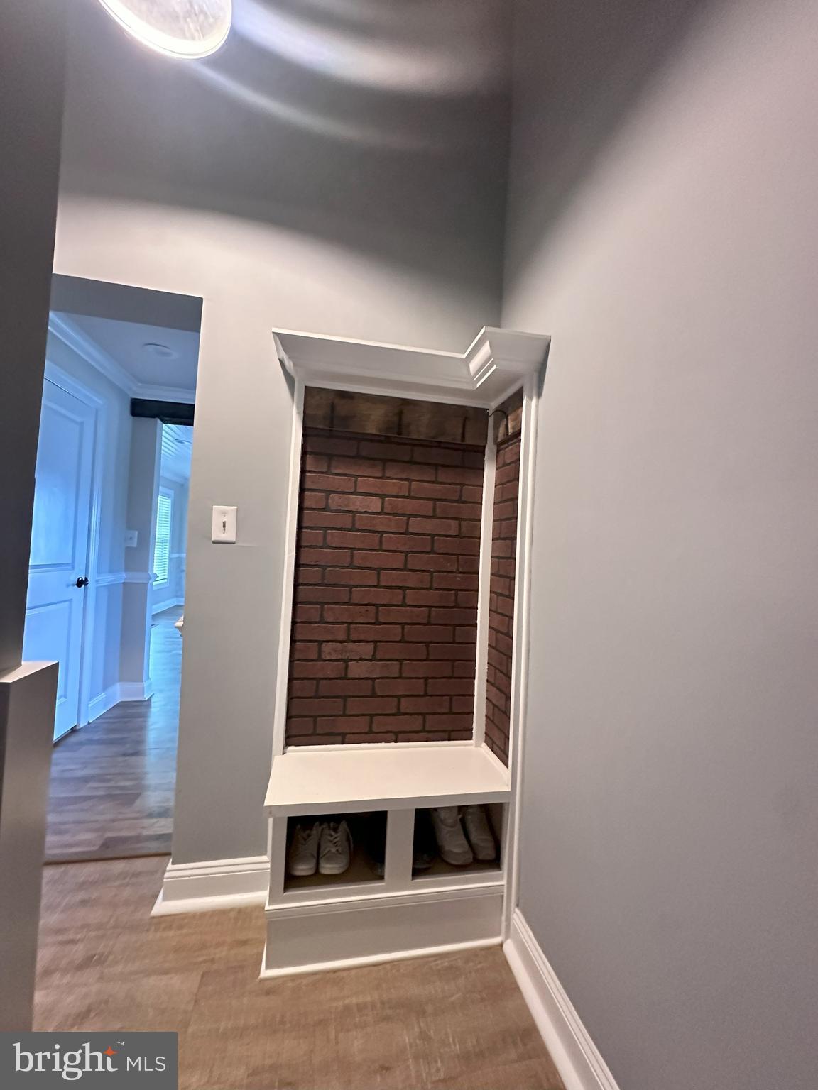 TWIN LAKES - Residential