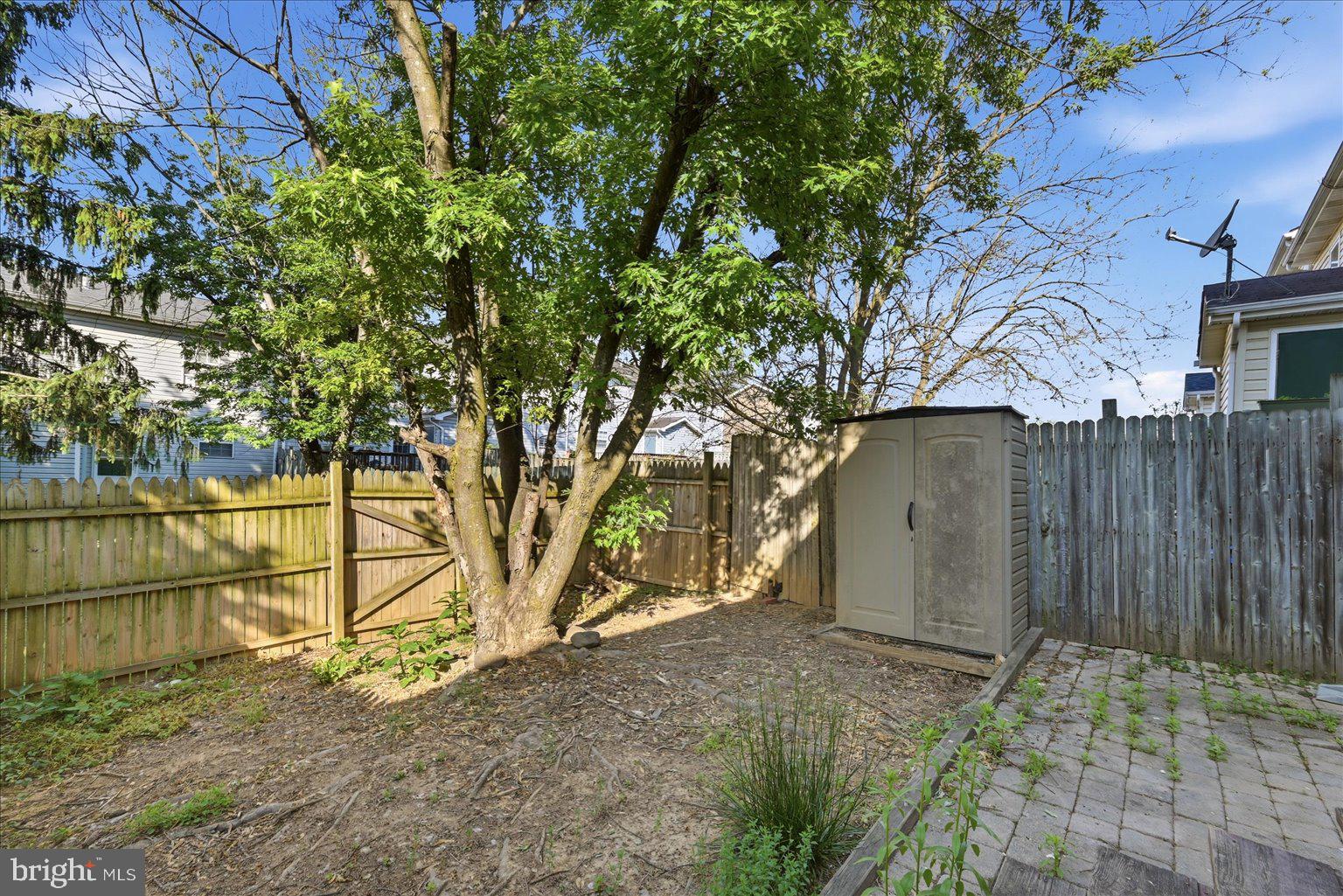 BROOKLAND HEIGHTS - Residential